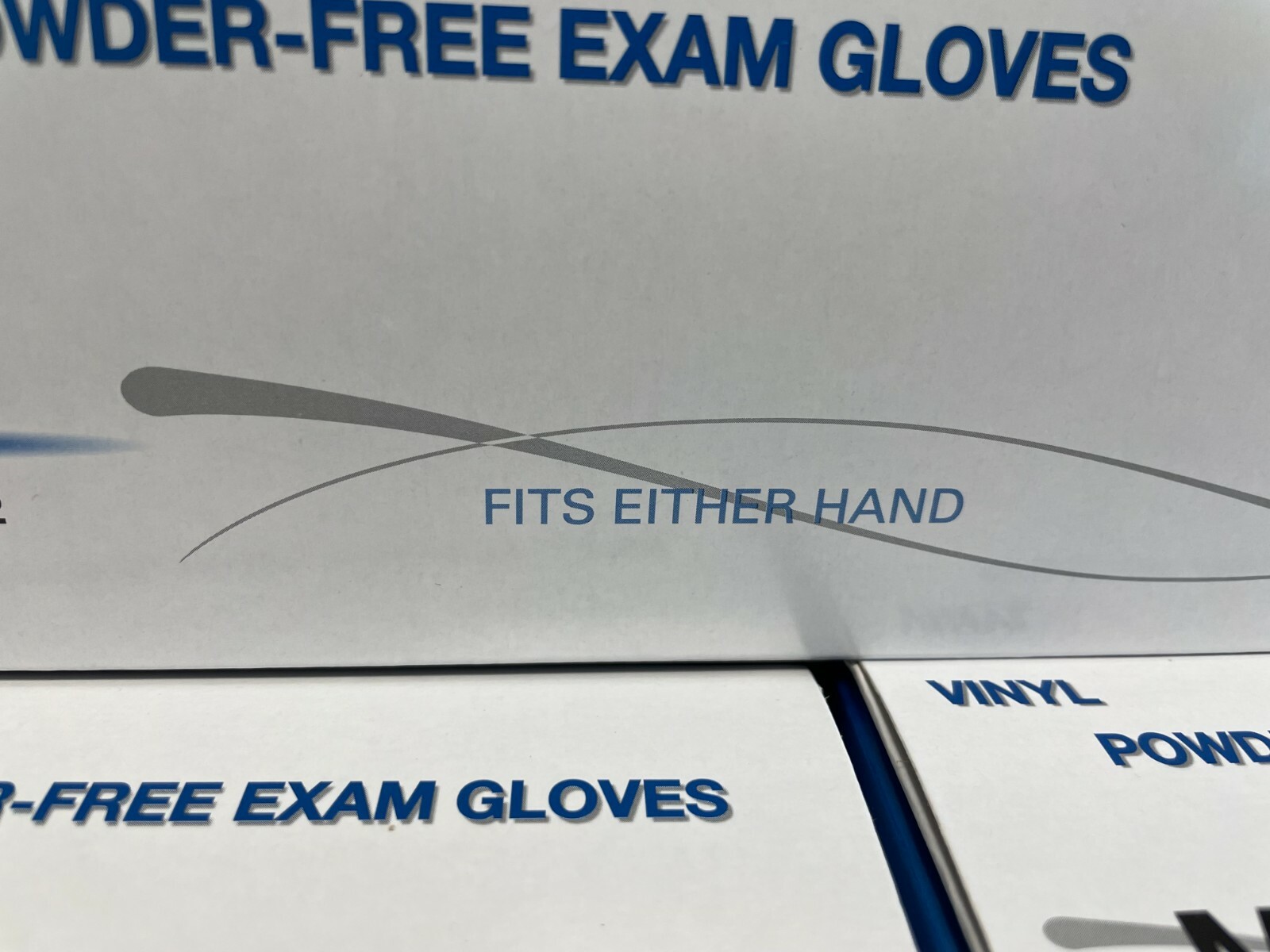 U10: Case of 1500 (10 Boxes) Medline Vinyl Powder-Free Gloves Medium SB512