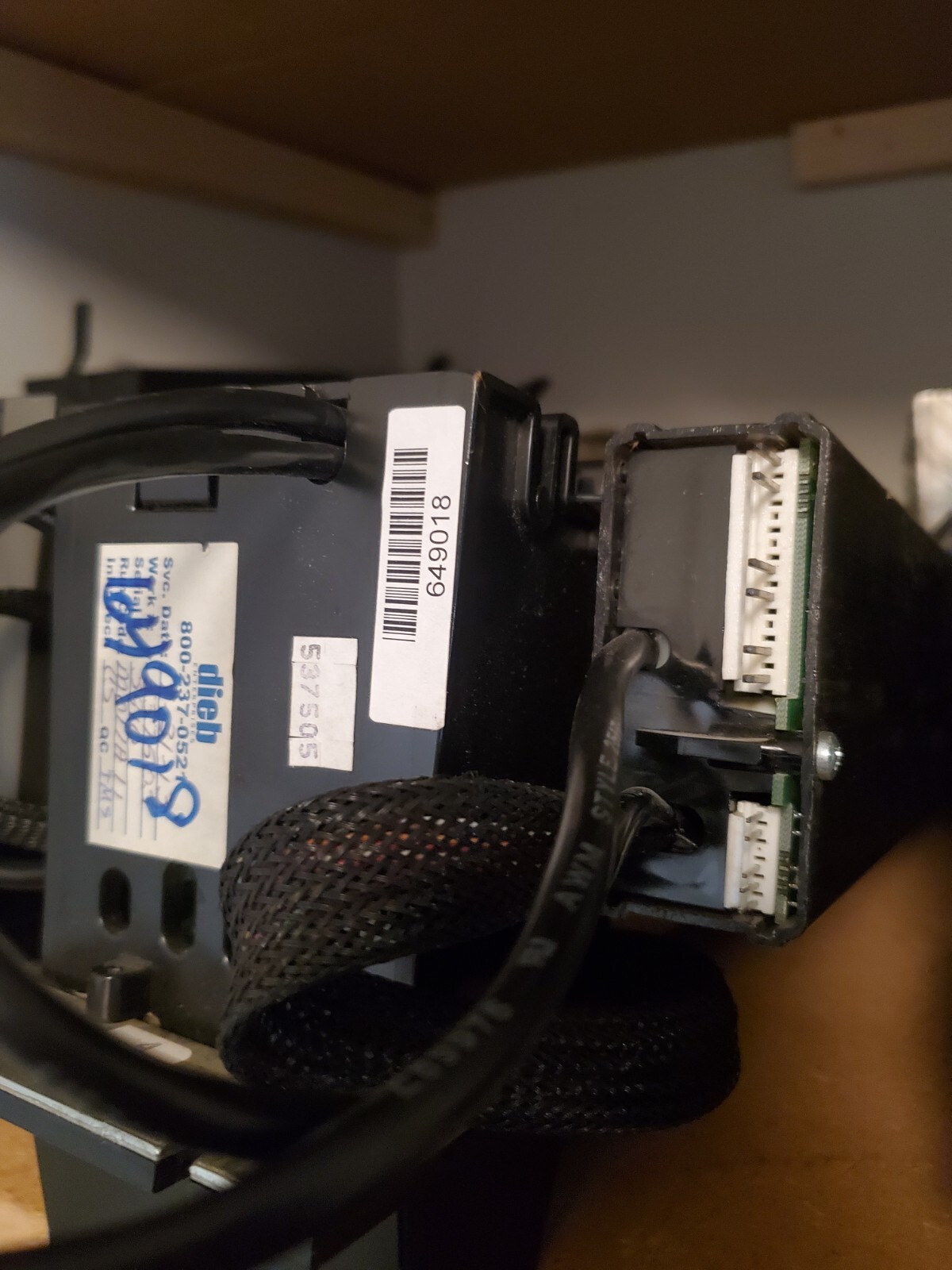 1 COINCO ba 30b BILL ACCEPTOR 117v OR 24V MDB 1 dollar only REFURBISHED