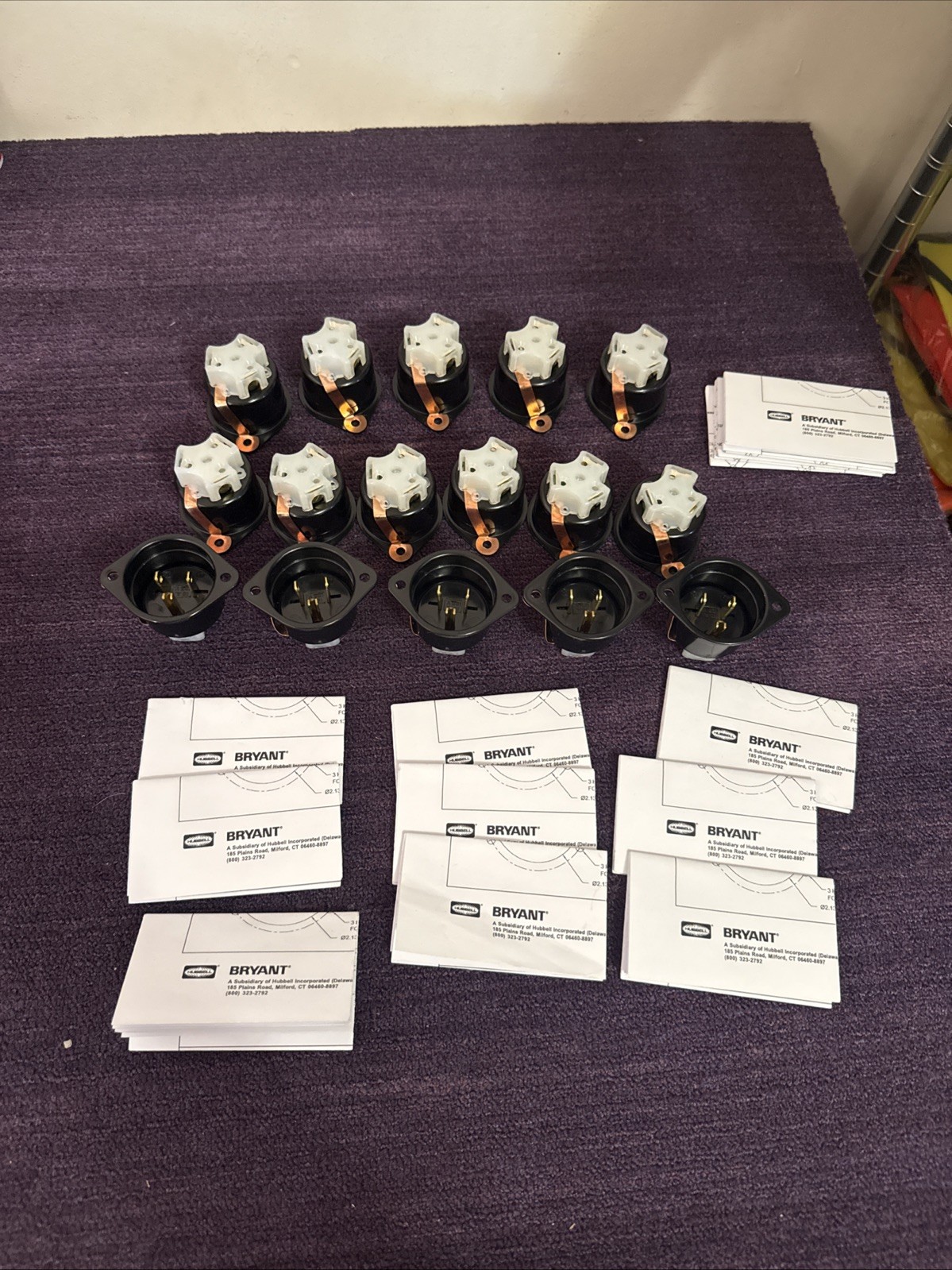 Bryant 5278G flanged equipment inlets Lot Of 16 New