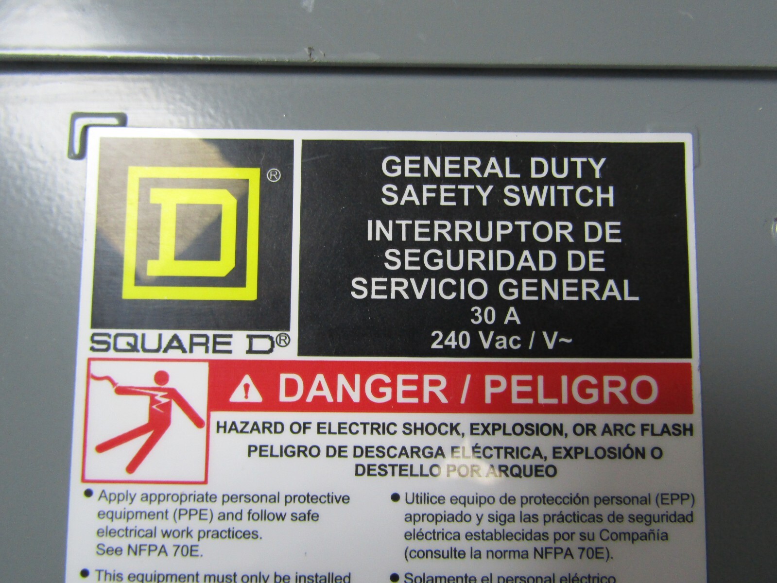 👀SQUARE D 30 AMP NON-FUSED SAFETY SWITCH 3Ø 240 VAC 7.5 HP MAX TYPE 3R DU321RB