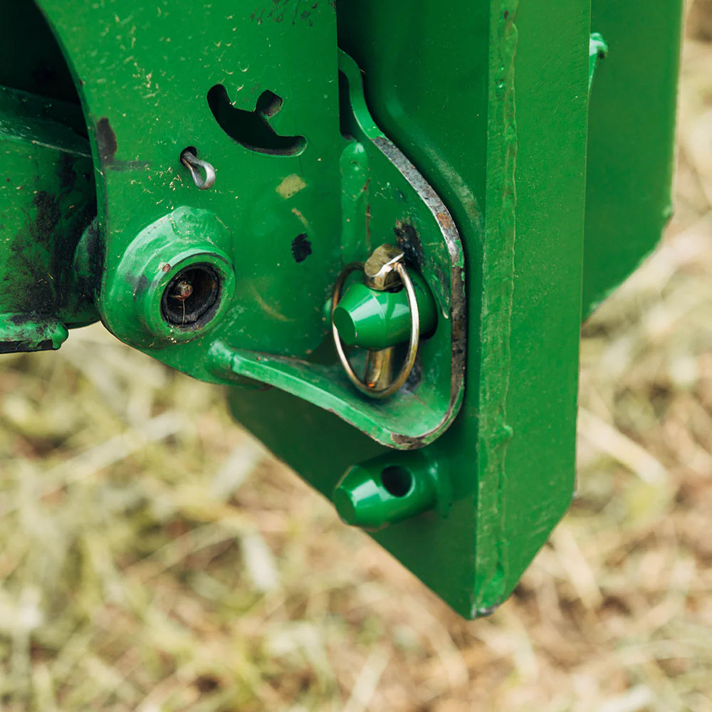 Titan Attachments Quick Tach Adapter Fits John Deere Tractors to Convert SSQA