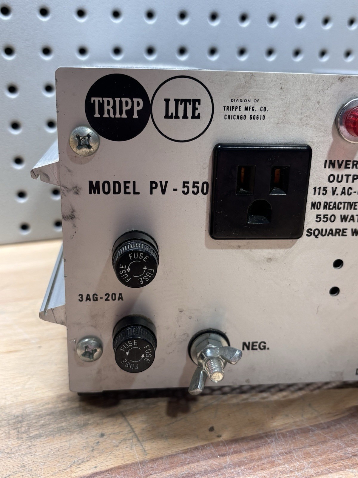 New open box TRIPP LITE PowerVerter PV-550 DC to AC power Inverter & Paperwork