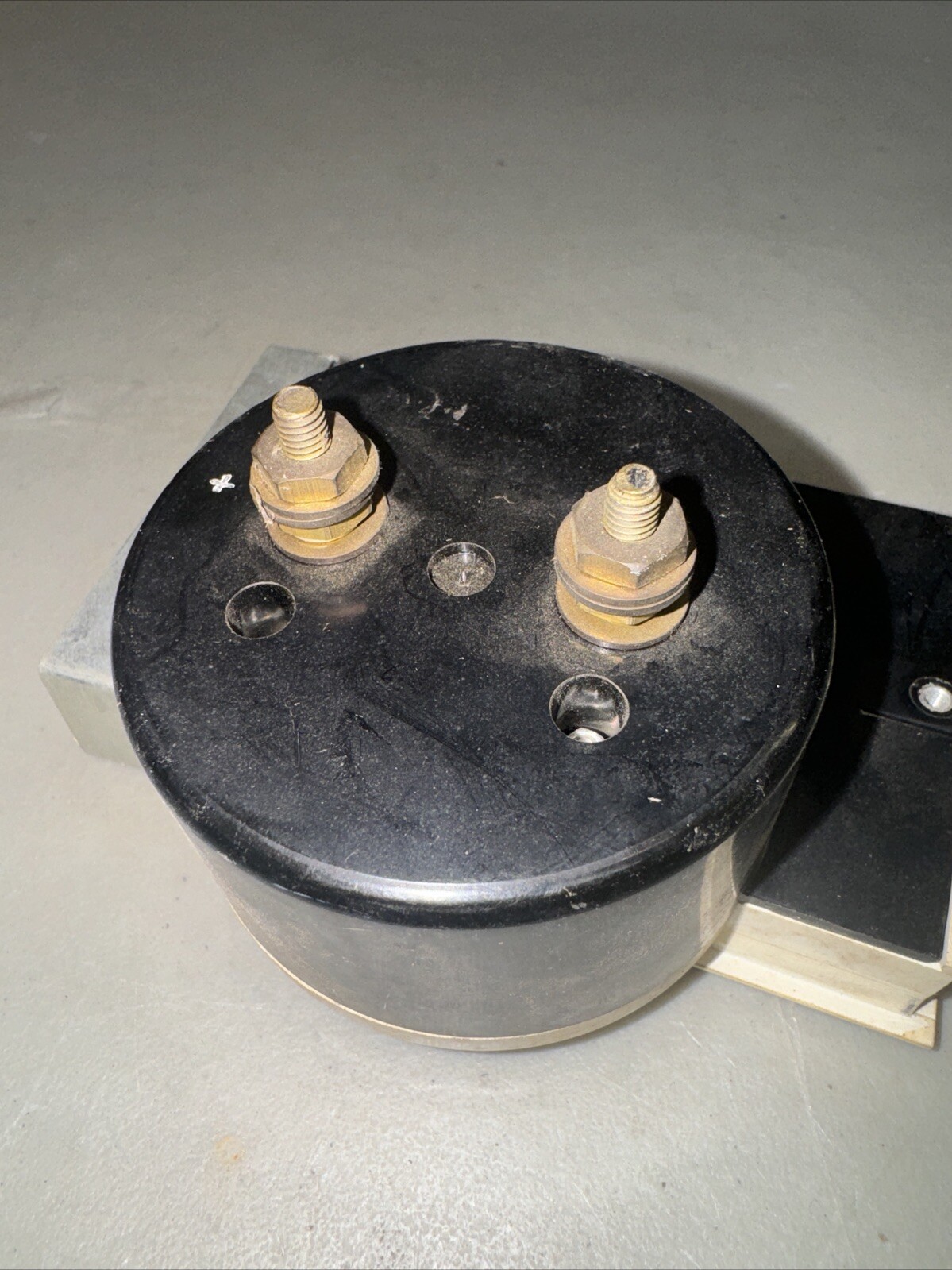 Assembly Products Inc. D.C. Amperes 0-2.0 Gauge Meter Vintage