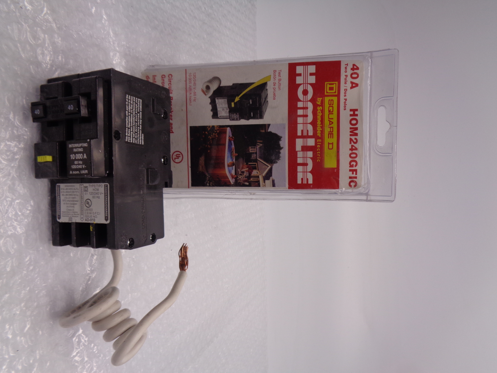 SQUARE D HOM240GFIC BREAKER 2POLE 40AMP NSMP
