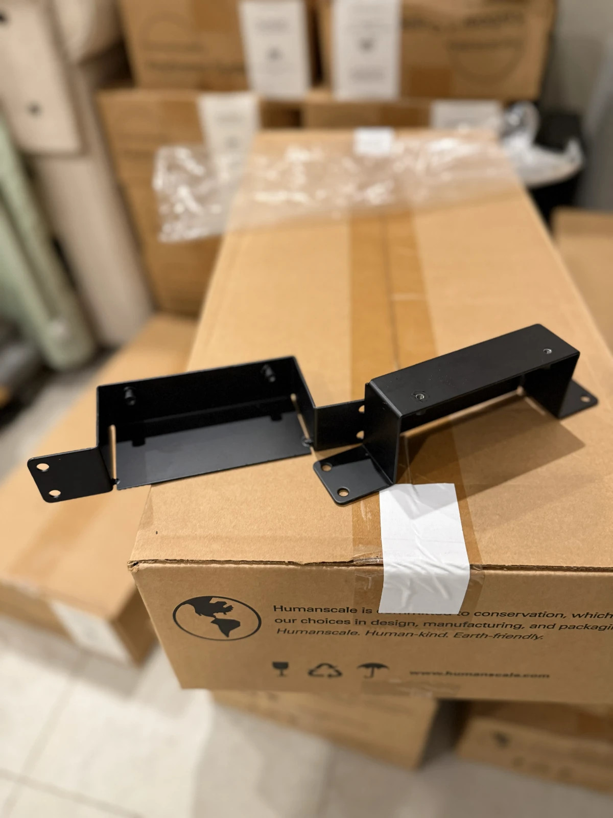 Humanscale 2.25-inch Track Spacer, SPACERMD, mounting component New