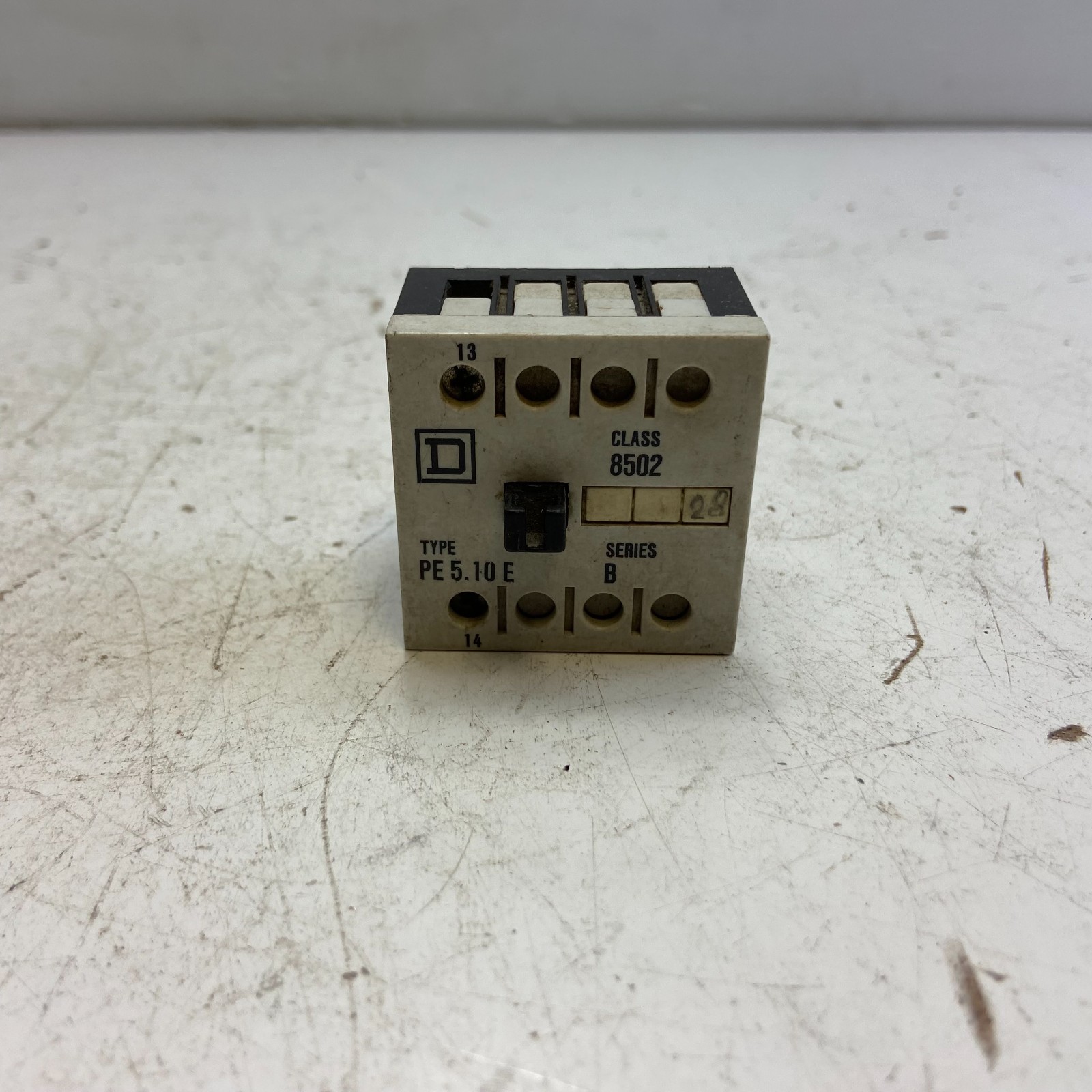 SQUARE D 8502-P5.10 Auxiliary Contact Block Ser. B 12A