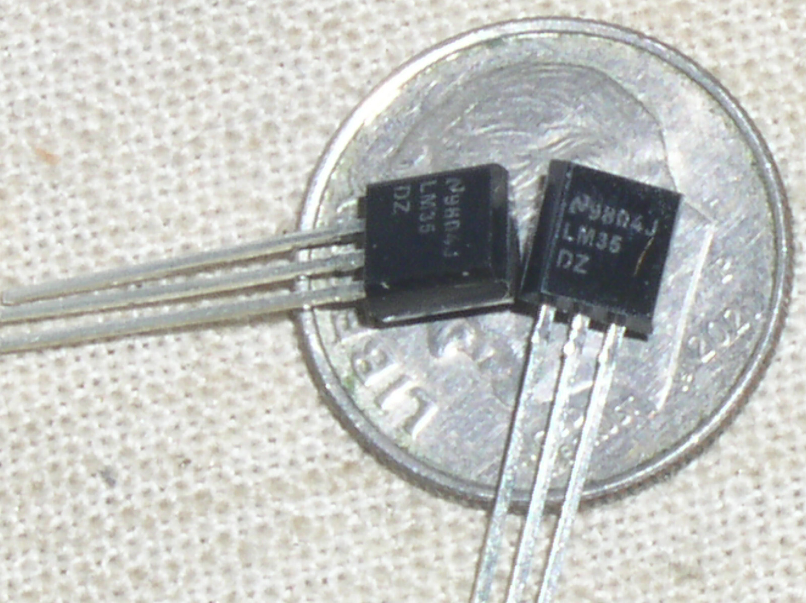 2 NATIONAL NSC LM35 DZ NOPB PRECISION CELSIUS TEMP TEMPERATURE SENSOR 0-100*C