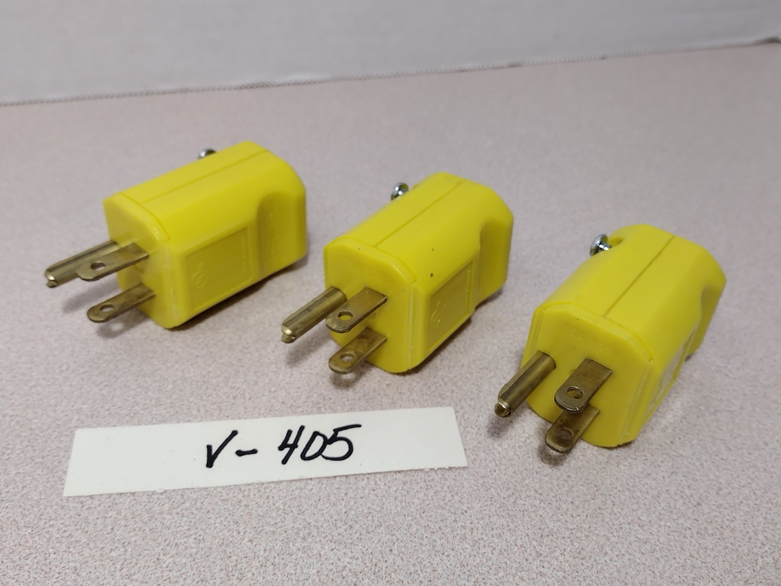 Lot of 3 Male Cord End Pass & Seymour 15A 125V PS5965-YCC20 Yellow (v405)