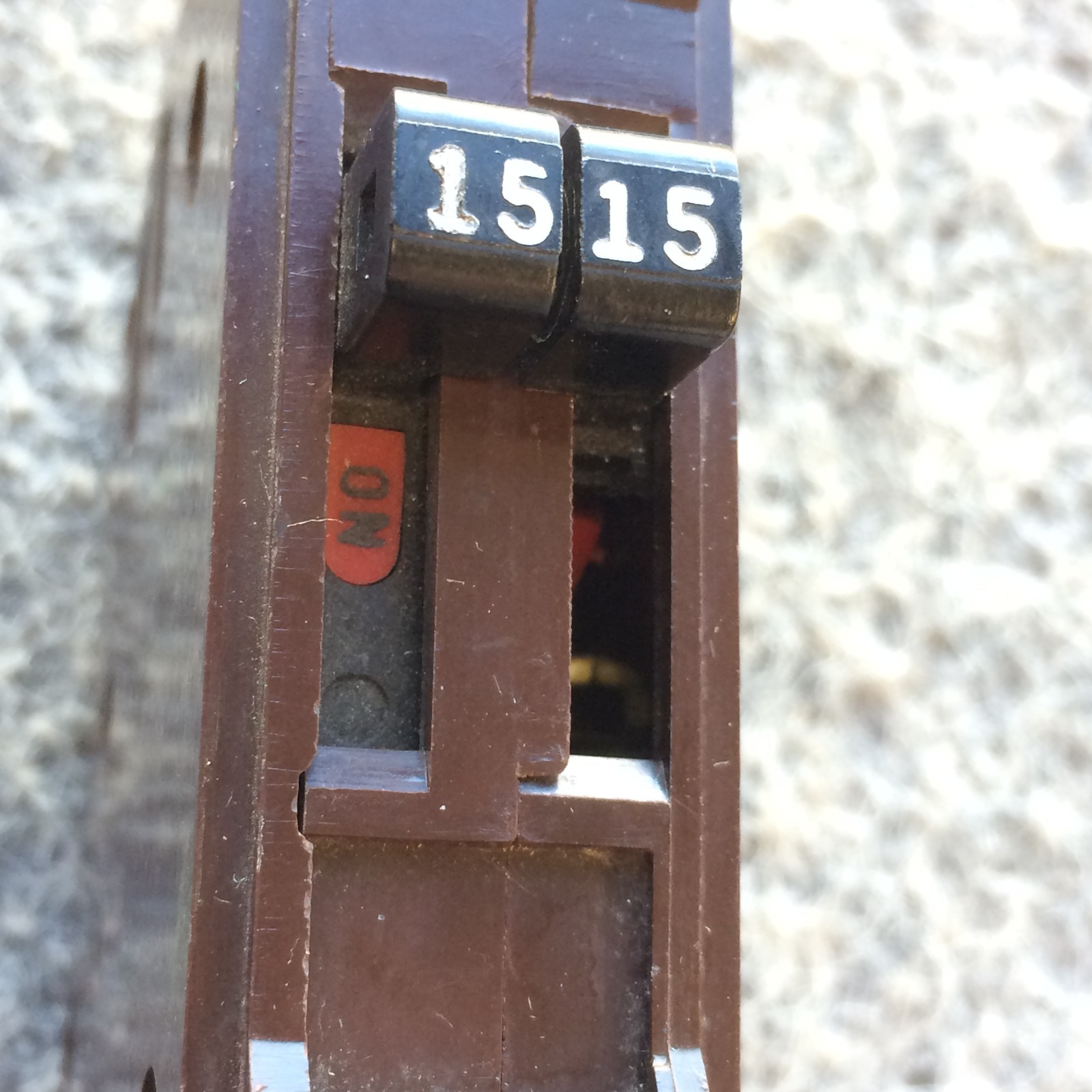 WADSWORTH B1515 A1515 TWIN BREAKER 1-POLE 15A & 1- POLE 15A WA1515 *Flaw*