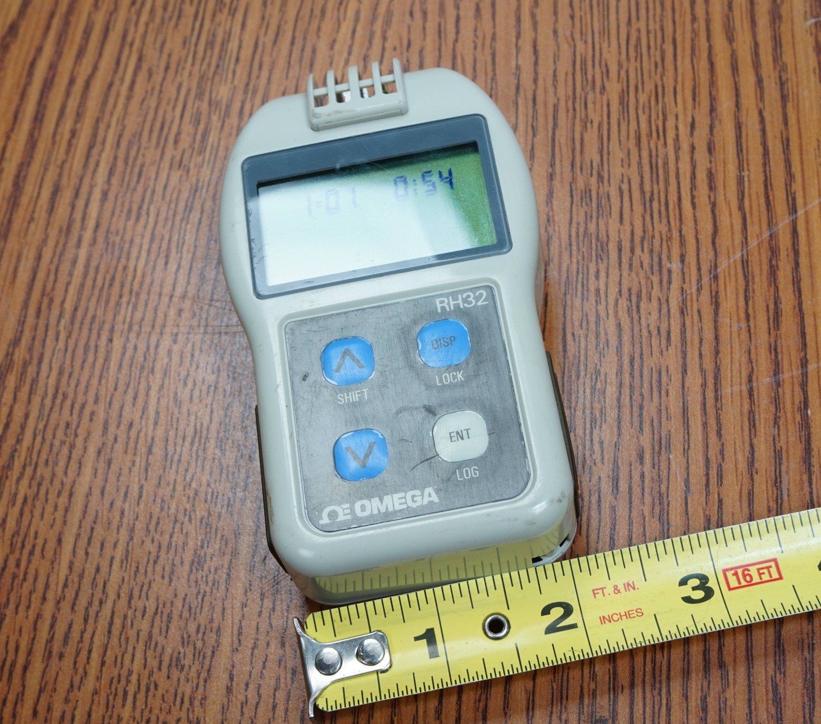 Omega RH32B Temperature Humidity Handheld Data Logger -10 to 50°C (14 to 122°F)