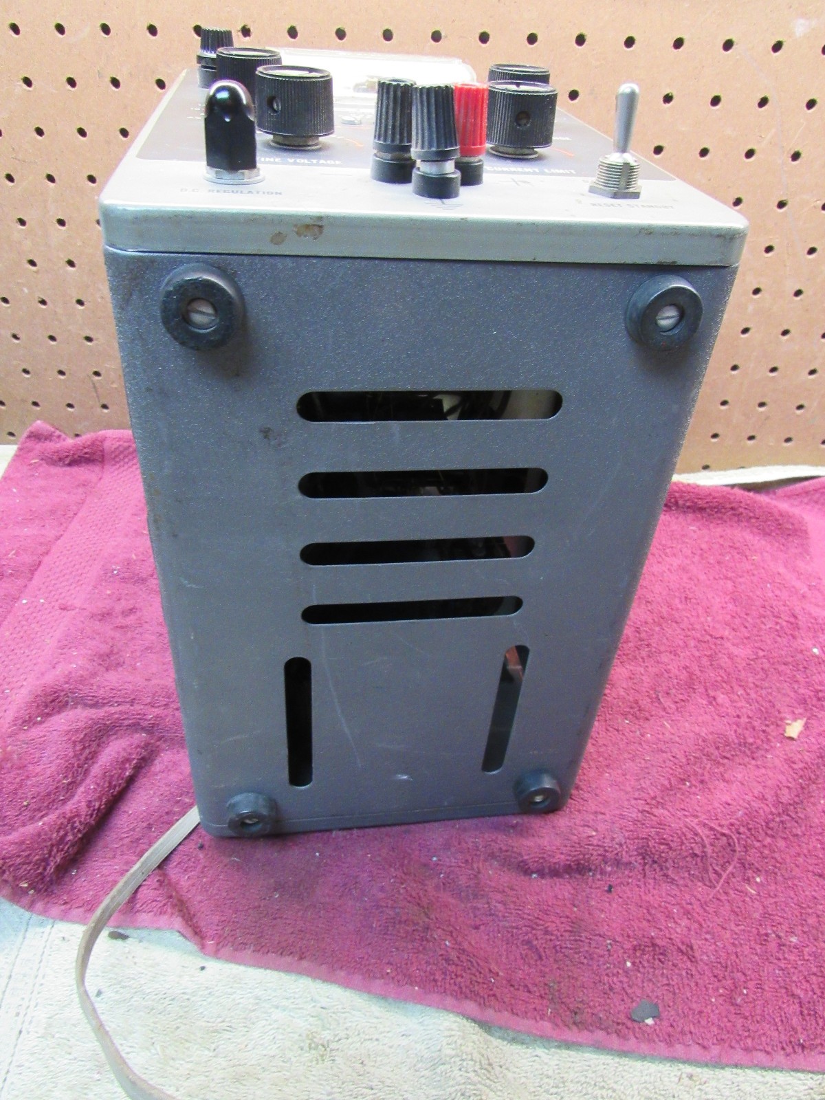 Vintage Heathkit IP-20 Regulated Power Supply for Restoration