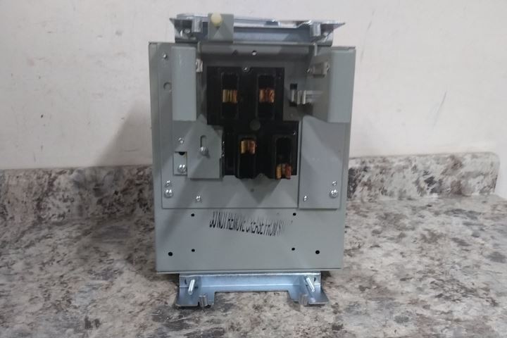 GE SB47ED6G 600VAC 70 Amps 3 Phase 3 Poles Bus Plug