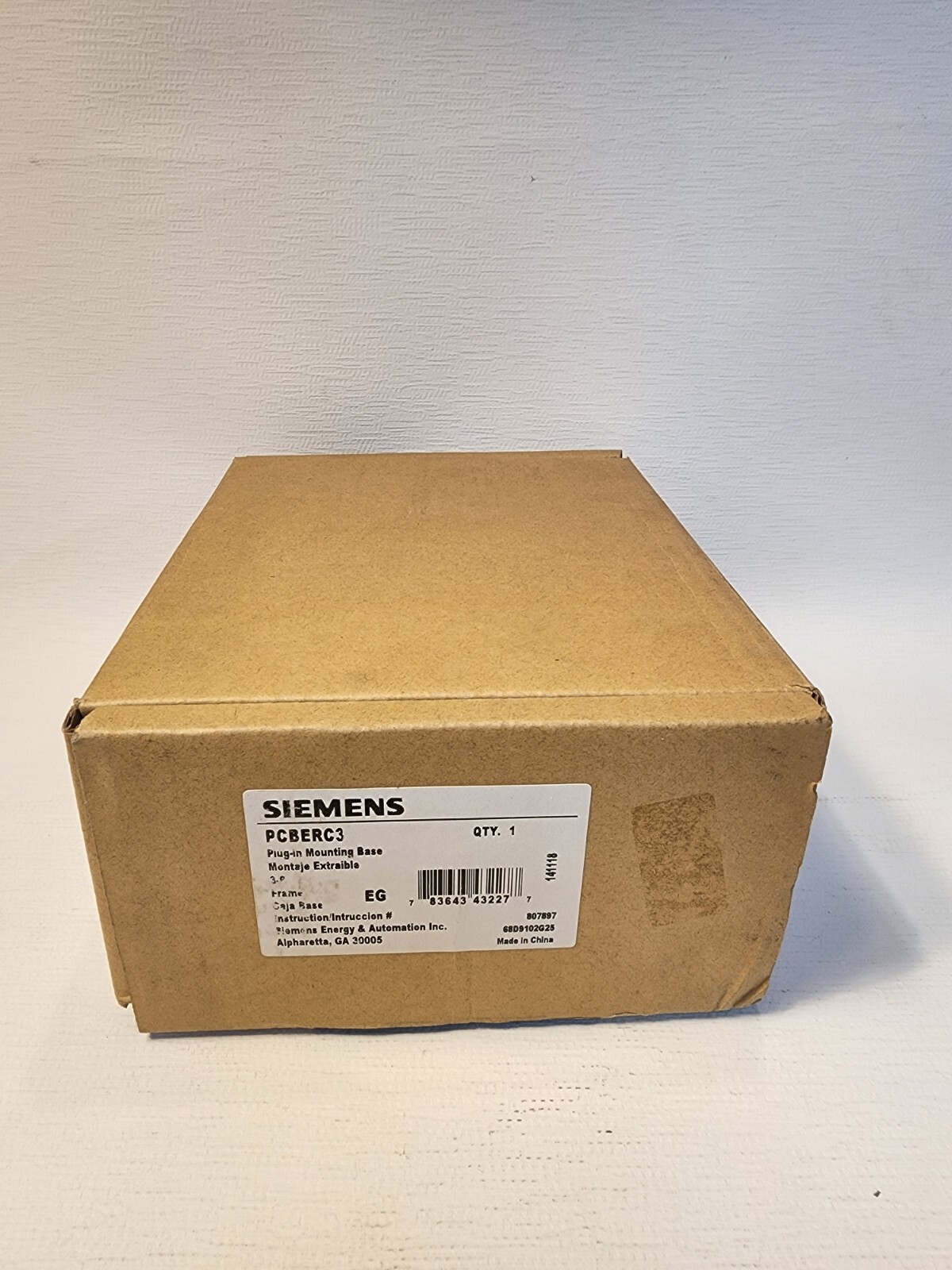 Siemens PCBERC3 – Plug in Mounting Assembly for EG Breaker Frame – 3 Pole
