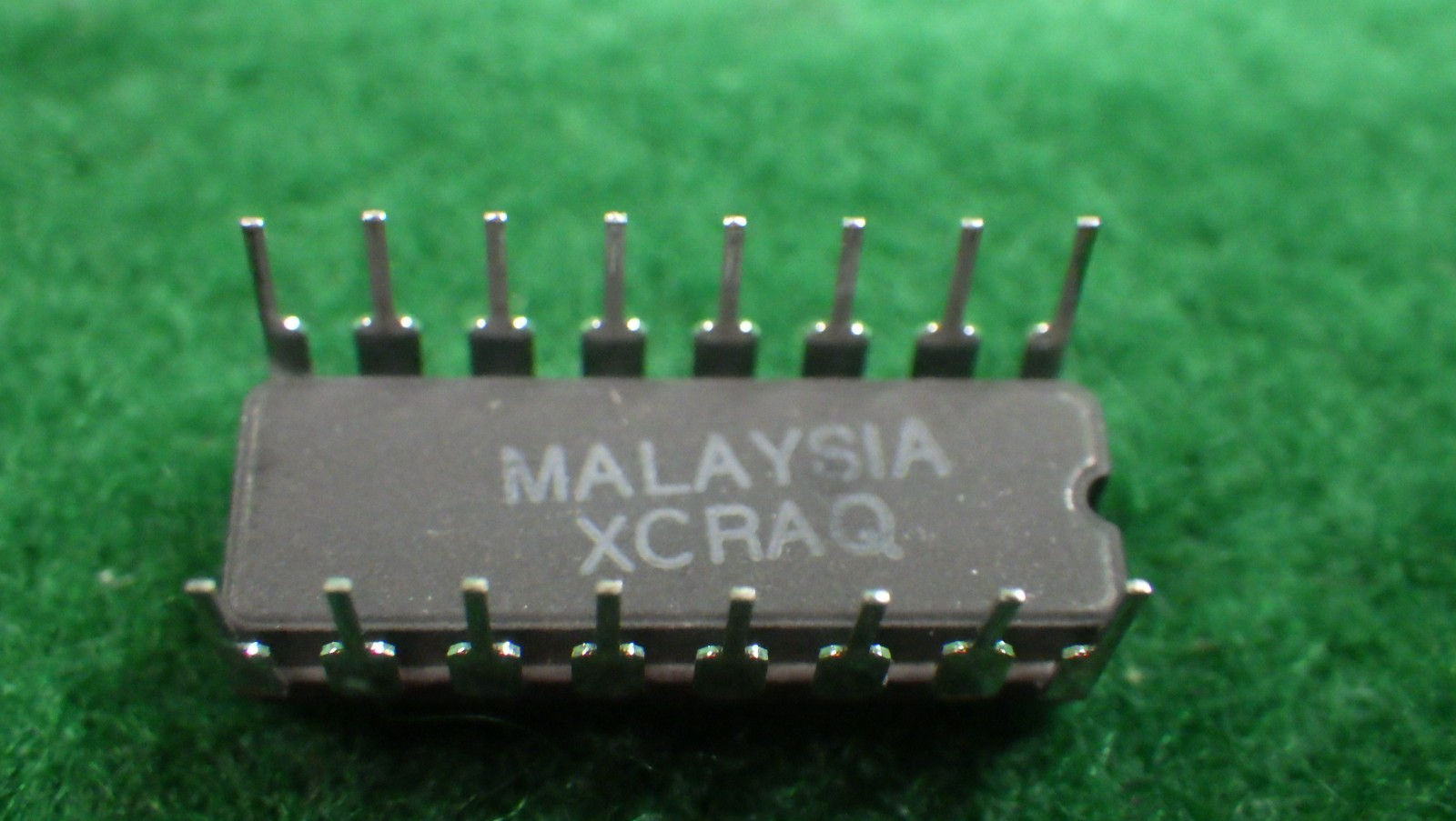NOS Motorola IC 14028B/BEAJC Digital Decoder/Demultiplexer Lot of 4