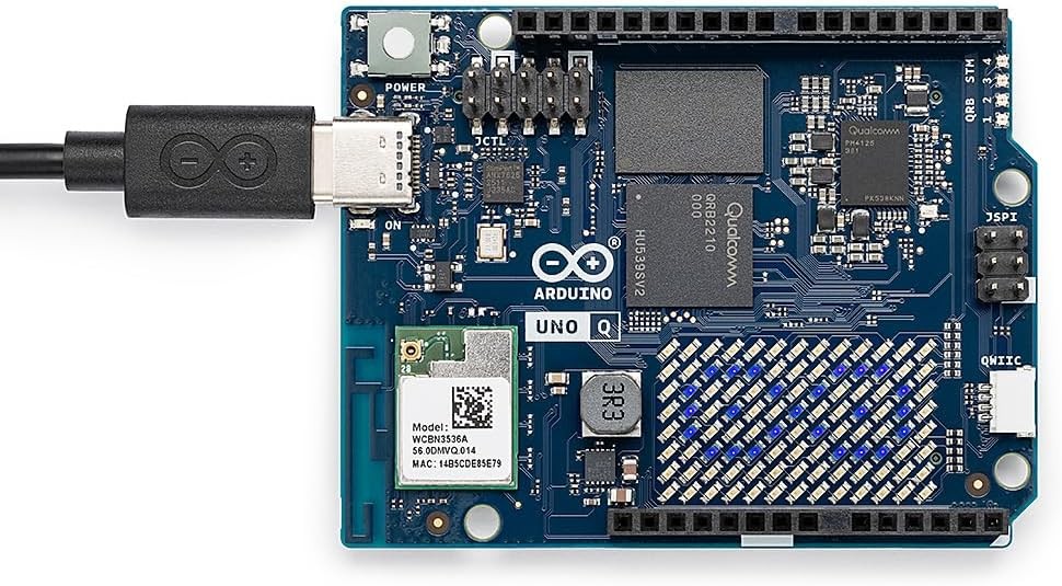 Arduino UNO Q 4GB Hybrid Board QRB2210 & STM32U585 Microcontroller AI Vision