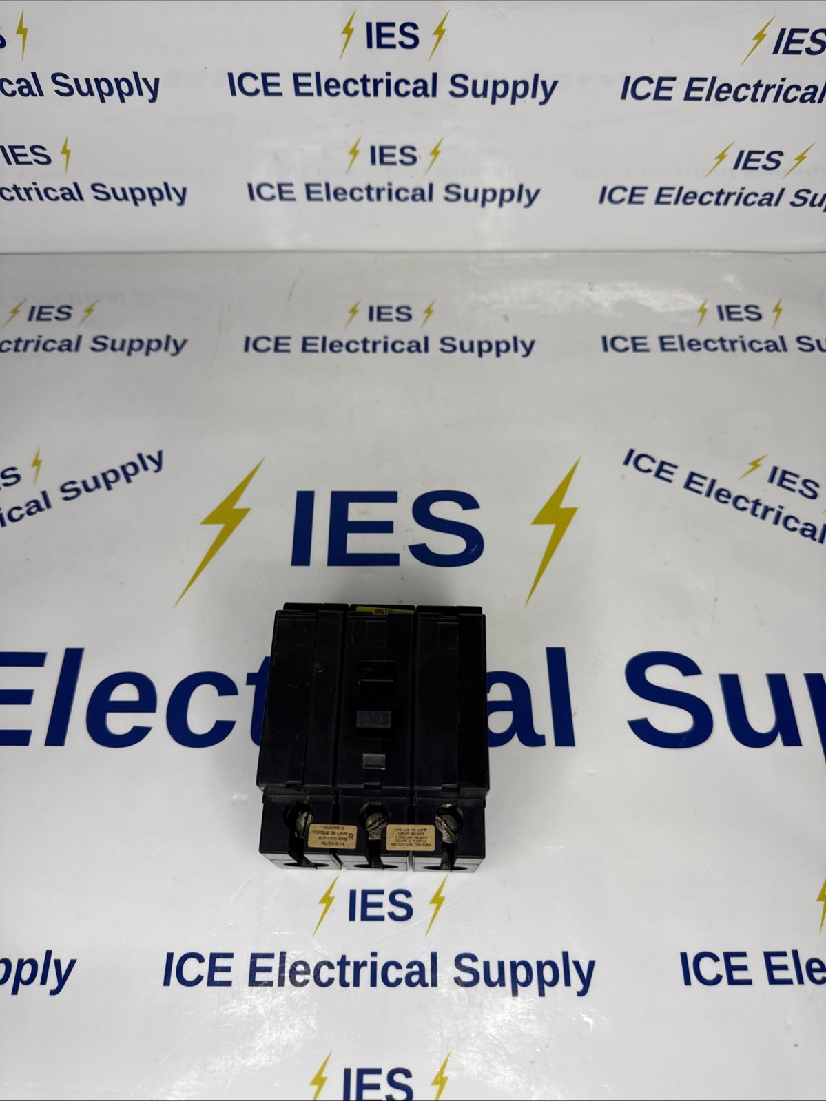SQUARE D EHB34030 30A 3P Circuit Breaker (NEW)