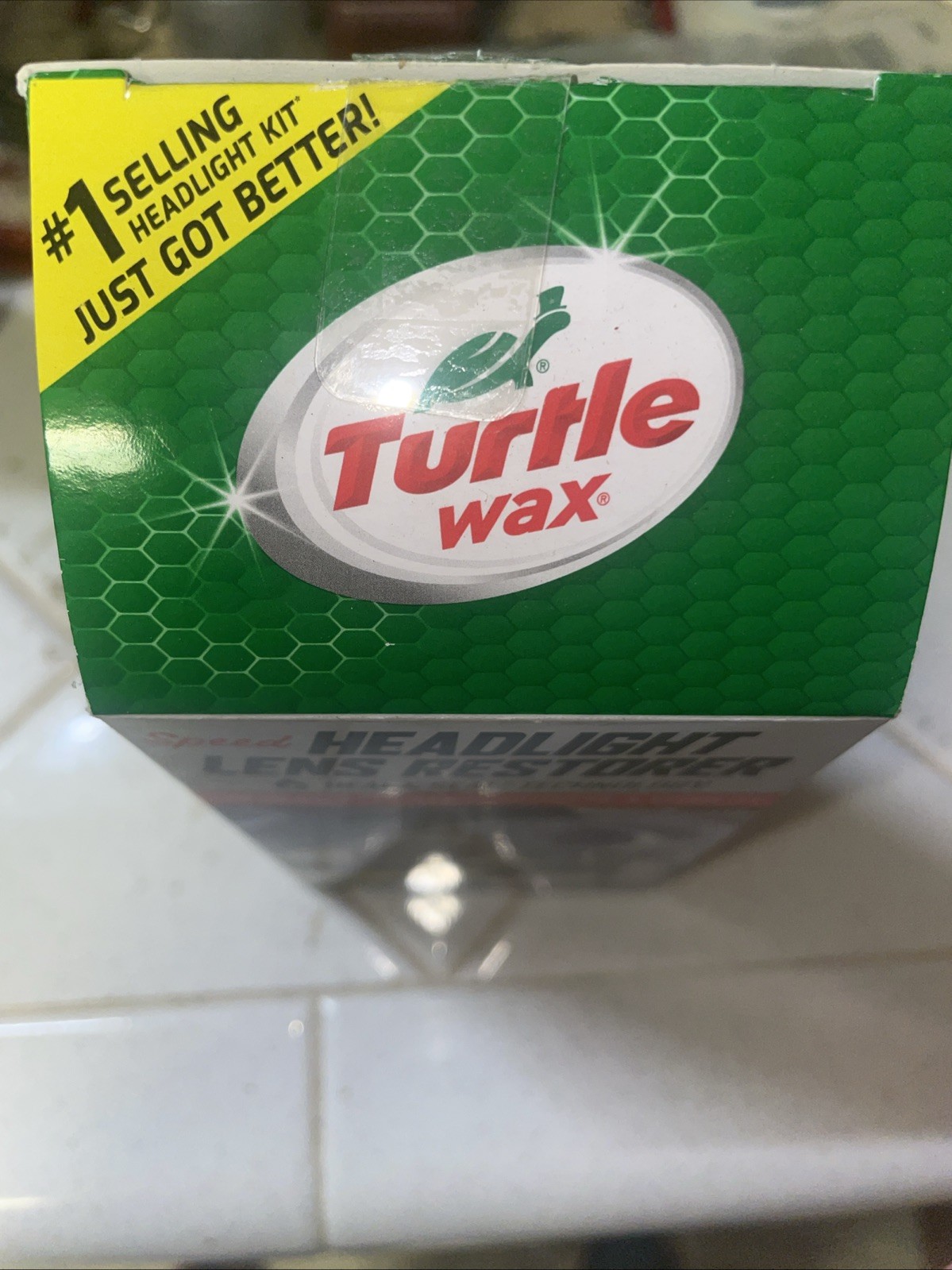 Turtle Wax Glass/Metal/Plastic Headlight Restorer Kit