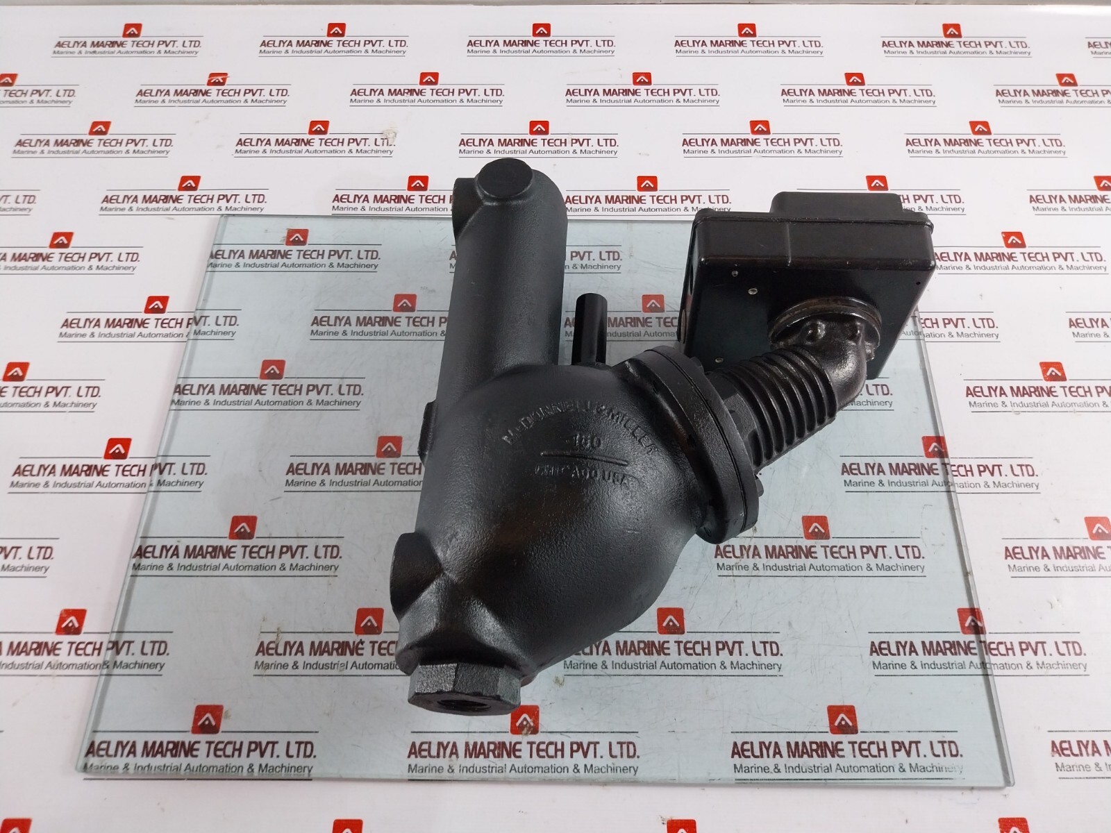 McDonnell & Miller 150SHD Low Water Cut-off/Pump Controller 150 PSI 115V/230V AC