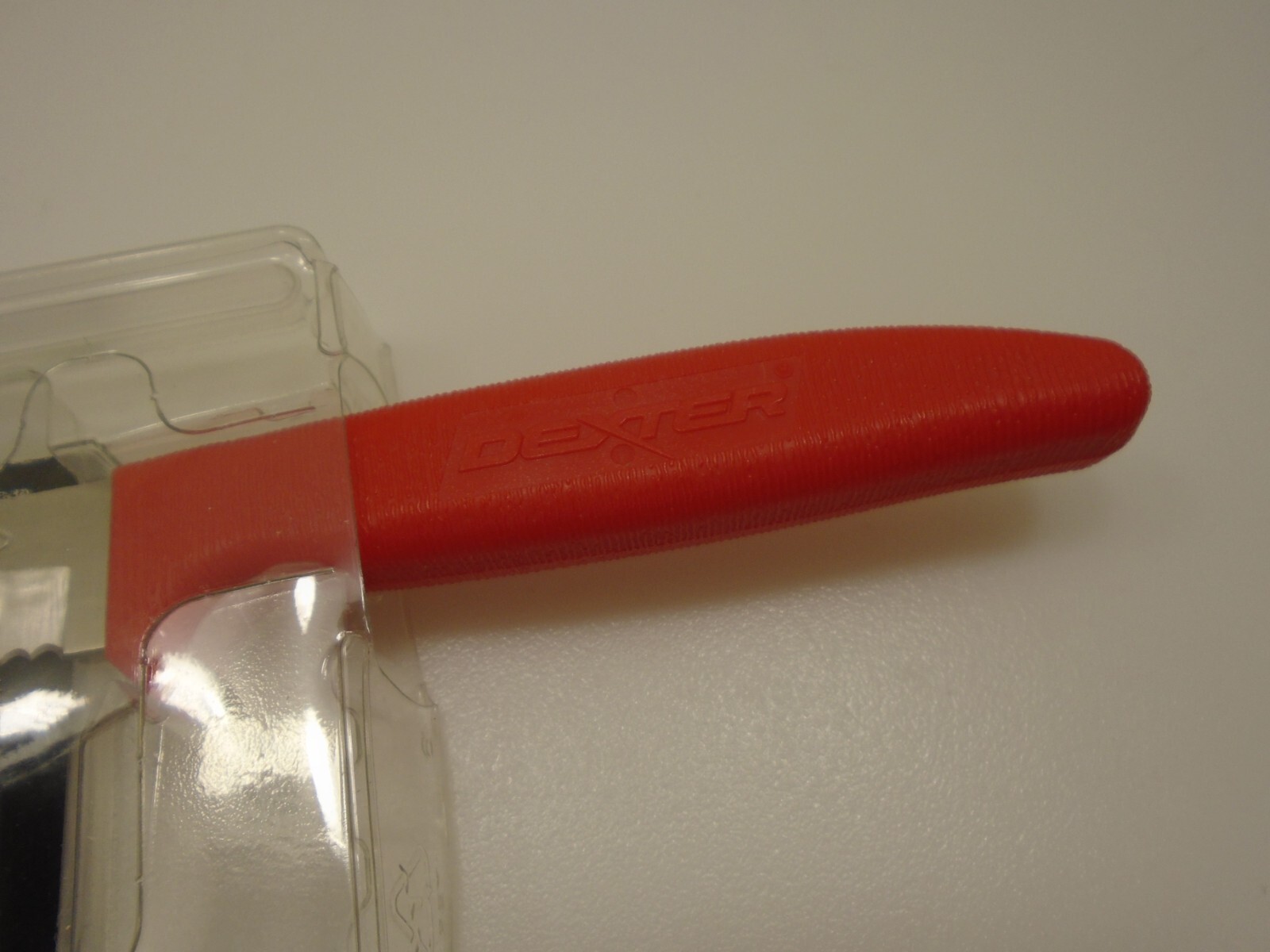 Dexter USA 6inch Scalloped Serrated Edge Kitchen Utility Knife Red Handle S156SC