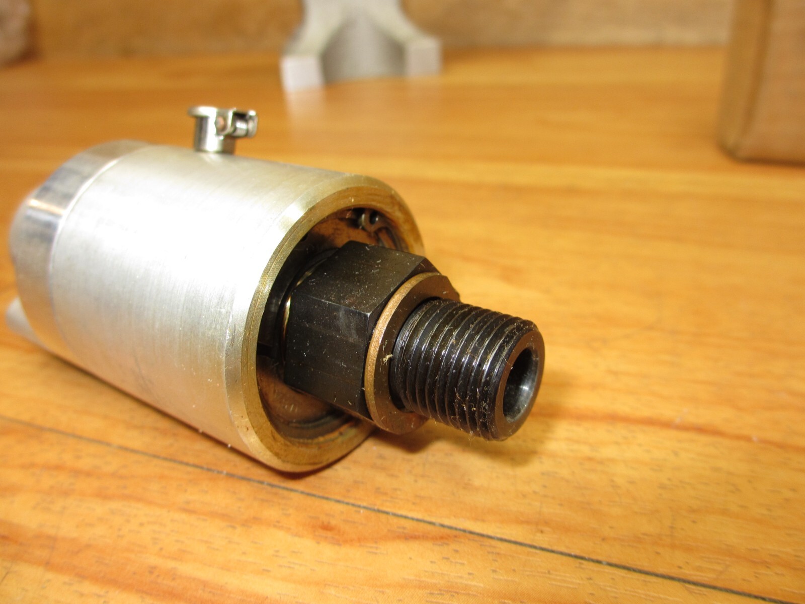 Deublin 1105 *NEW* Rotary Union Rotor 1105-17 Thread 5/8″ NF L.H.