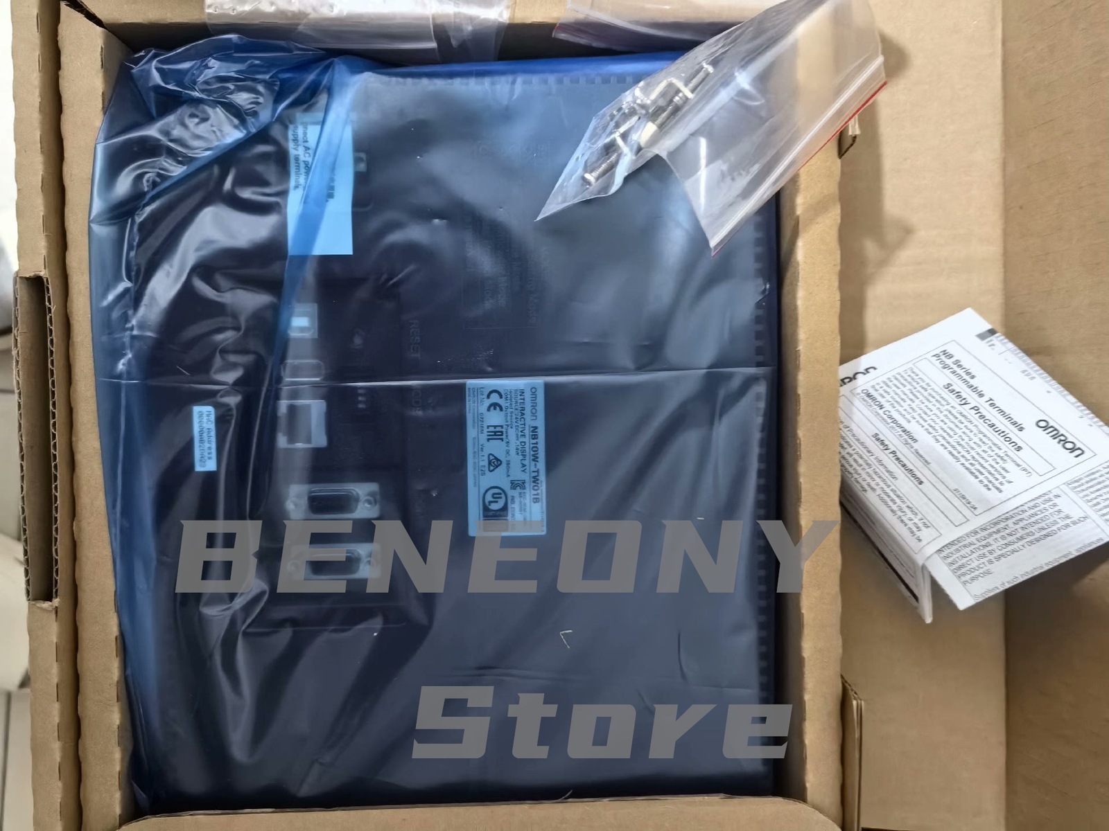 Express ship new in box Omron NB10W-TW01B NB10WTW01B touch screen