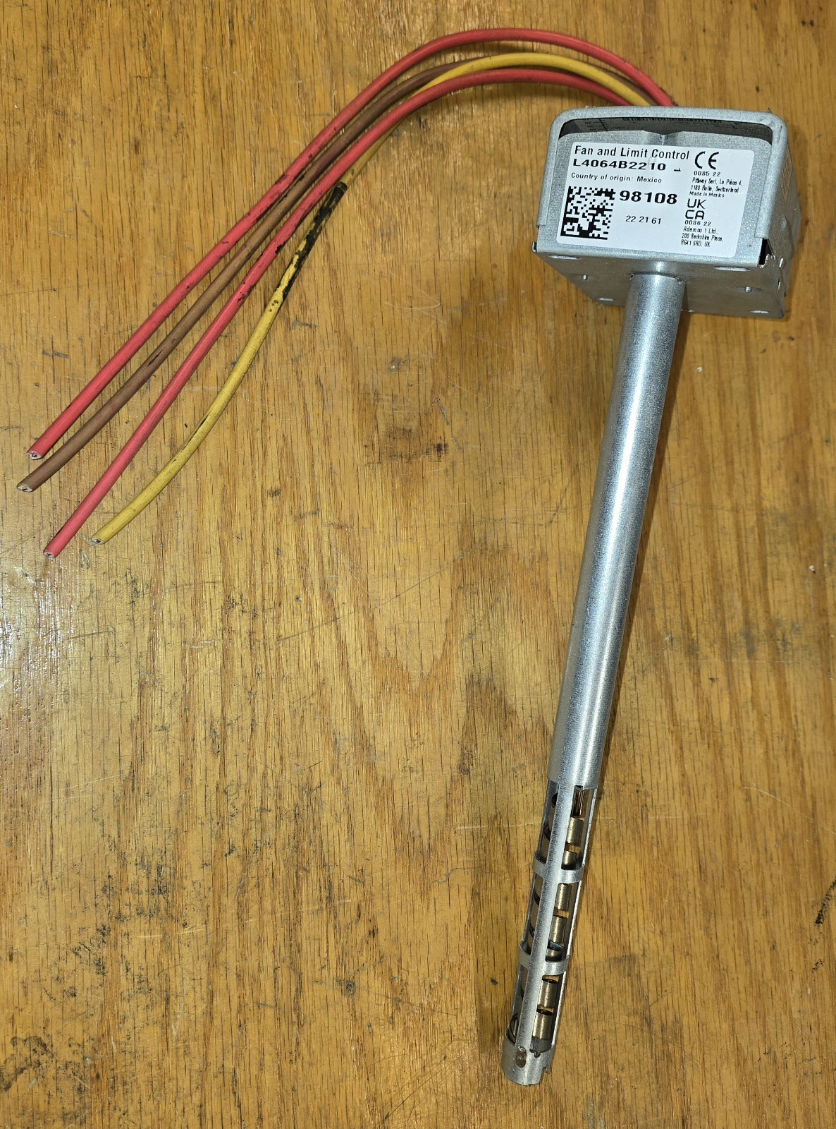 Honeywell L4064 B2210 Combination Fan and Limit Furnace Resideo Control 11″