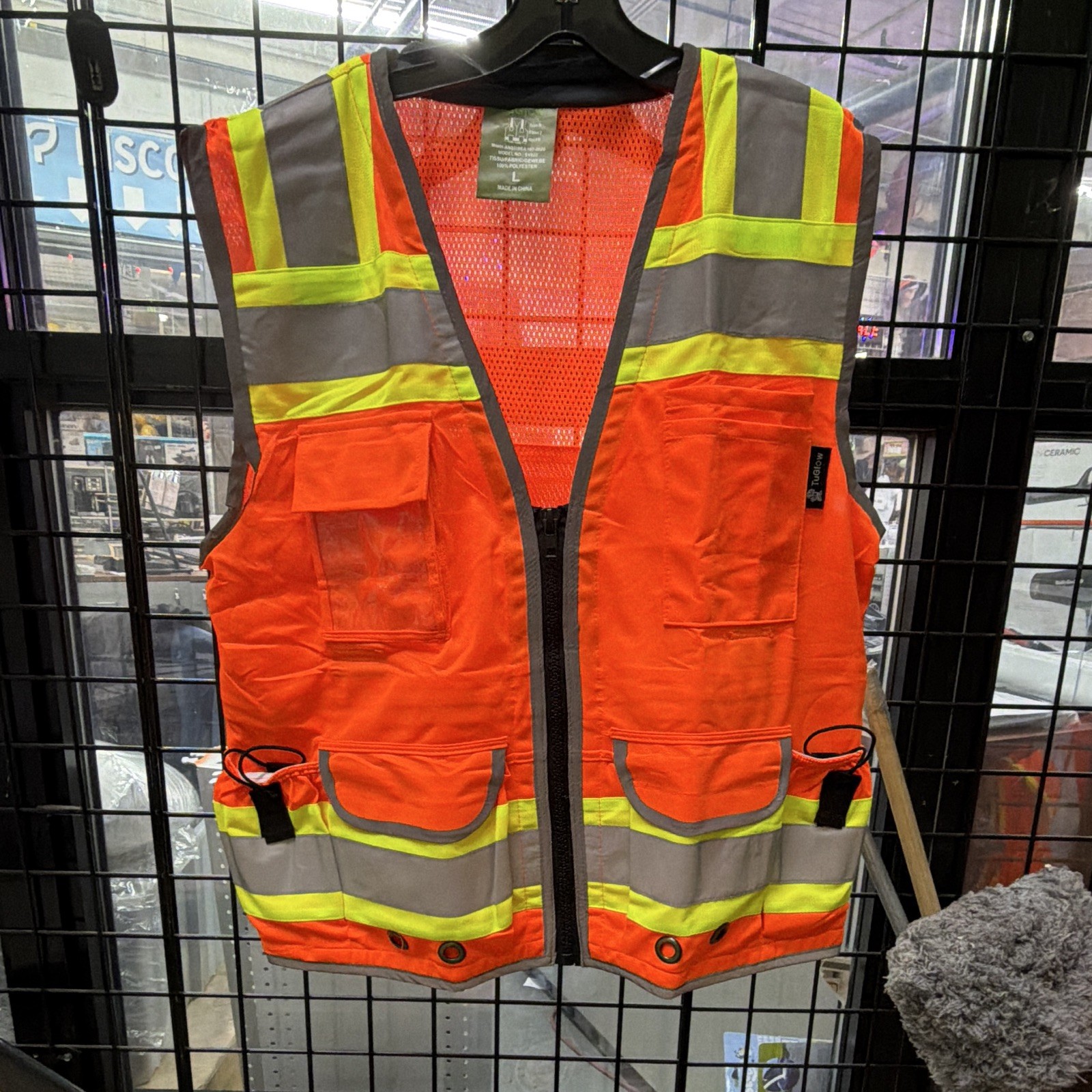 XGLOW SV822 Hi-Visibility Orange Safety Vest Size L Reflective ANSI Class 2