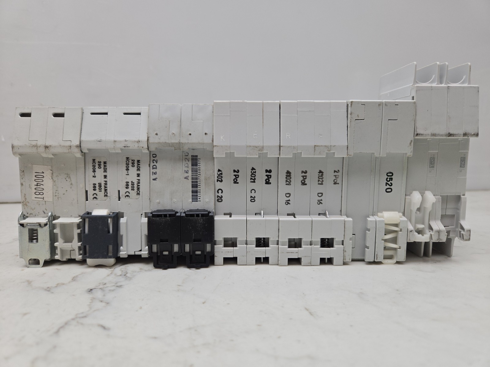 Mixed Lot of 10 2P 3P Pole Miniature Circuit Breaker Mix of 3 to 20 Amp See Pic