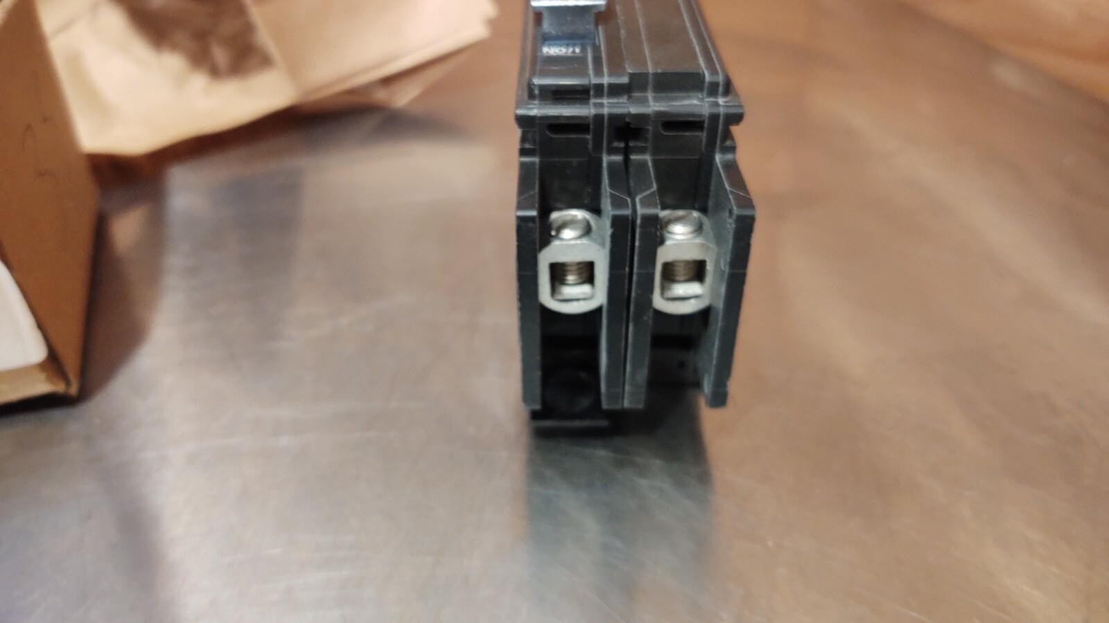 Lennox 72K07 Circuit Breaker 2 Pole 35A 120/240V Common Trip