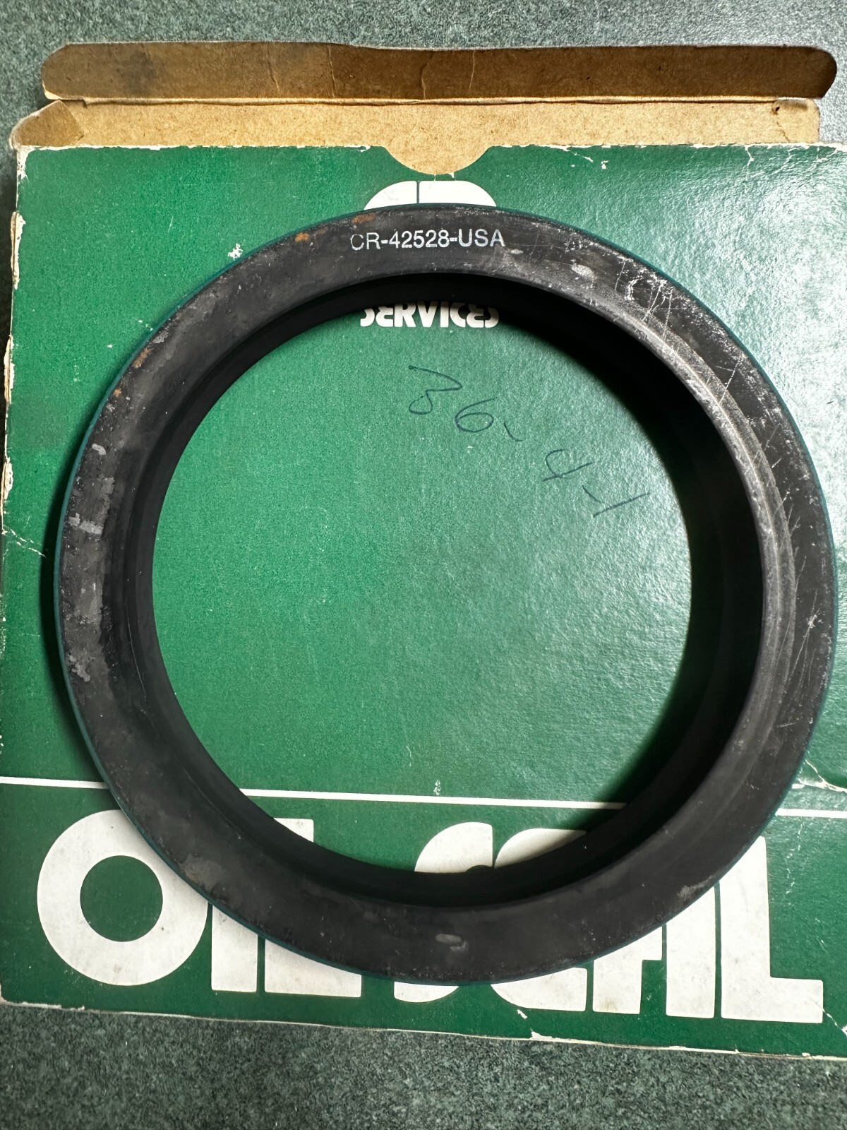 CR 42528 Nitrile Single Lip Oil Seal – Solid, 4.250 in Shaft, 5.501 in OD, 0.438