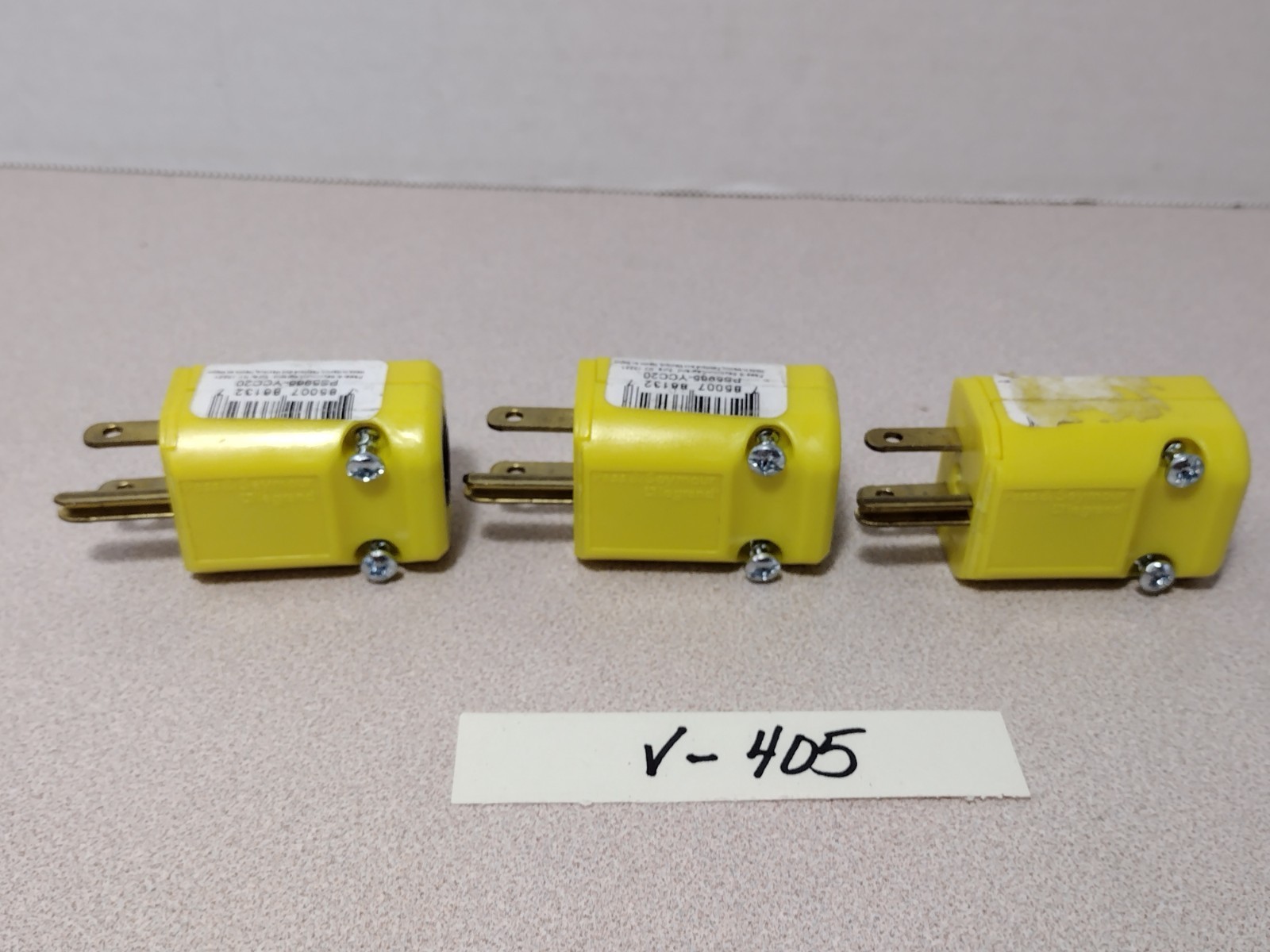 Lot of 3 Male Cord End Pass & Seymour 15A 125V PS5965-YCC20 Yellow (v405)