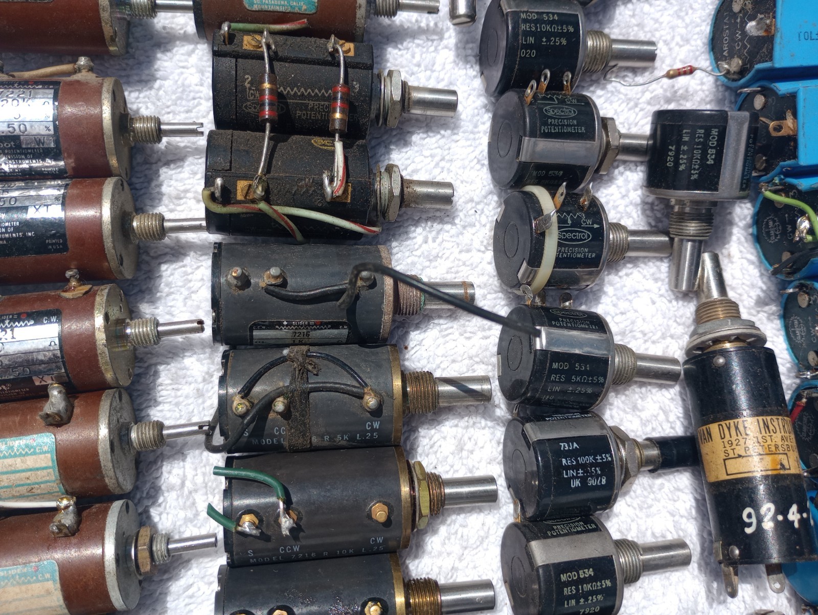 Bulk Lot of Vintage HeliPOT Potentiometer Mixed Makes & Models RADIO. SCOPES