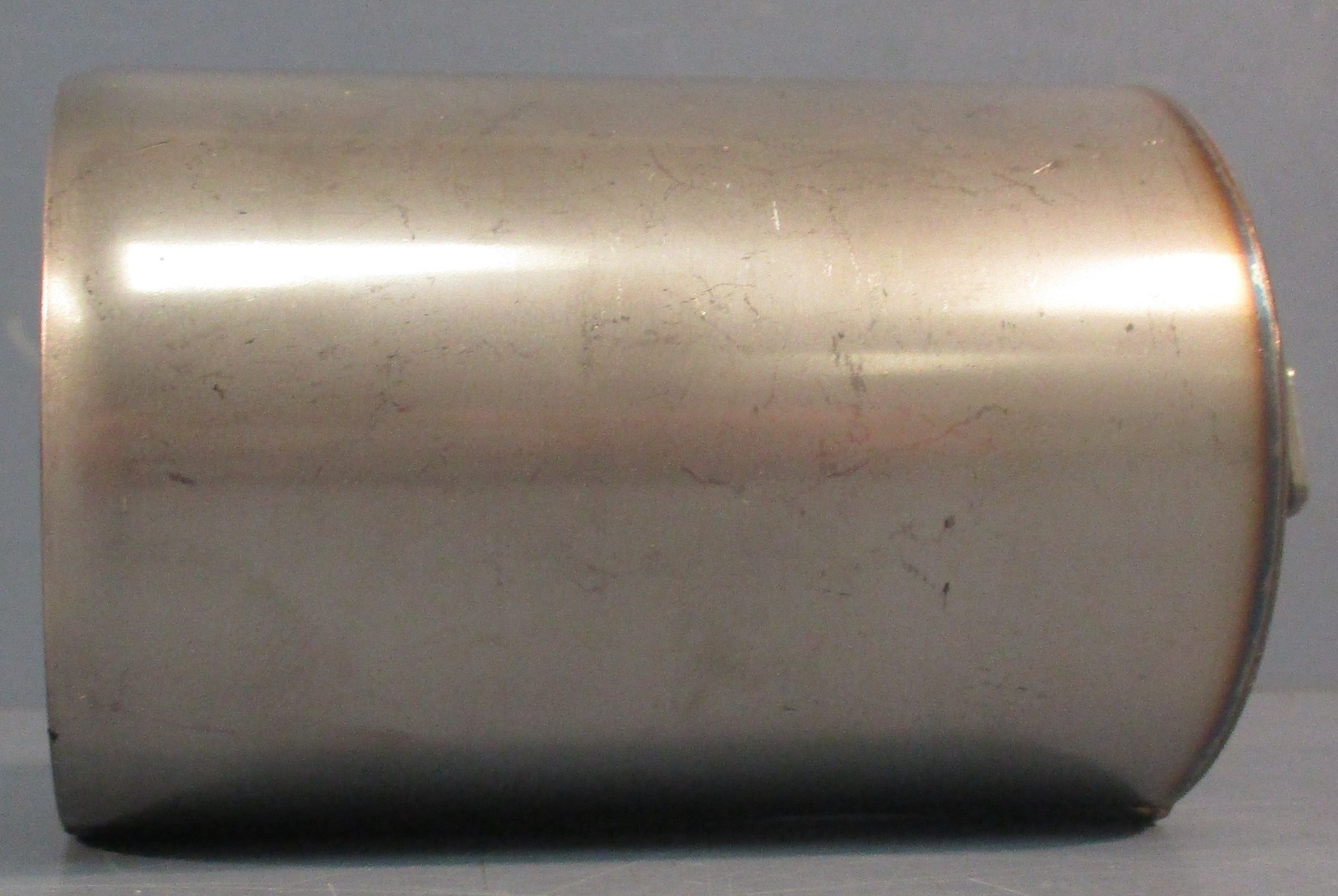 Armstrong A2664 Standard Bucket 212 SS T304 4-1/2″ Length 2-3/8″ ID