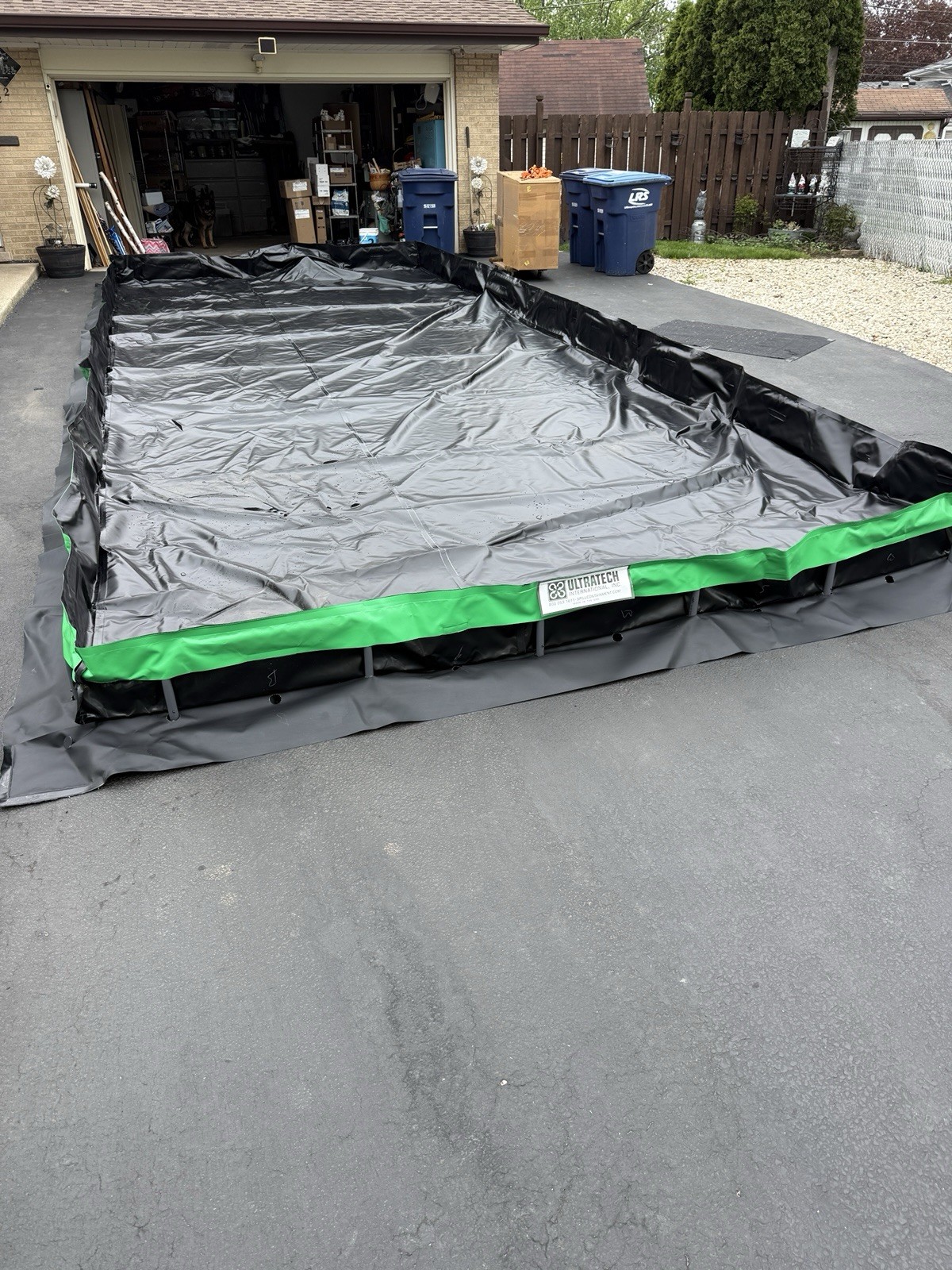 ULTRATECH Spill Containment Berm 12 ft x 30 ft, 2,692 gal Capacity, 8556