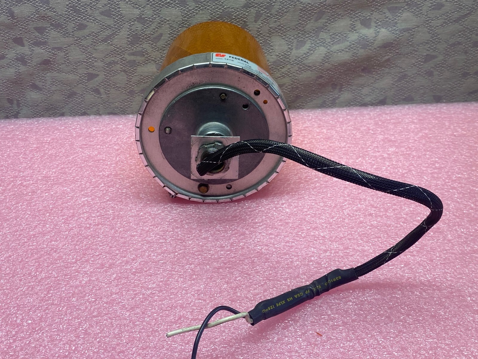 FEDERAL SIGNAL 121S AMBER BEACON