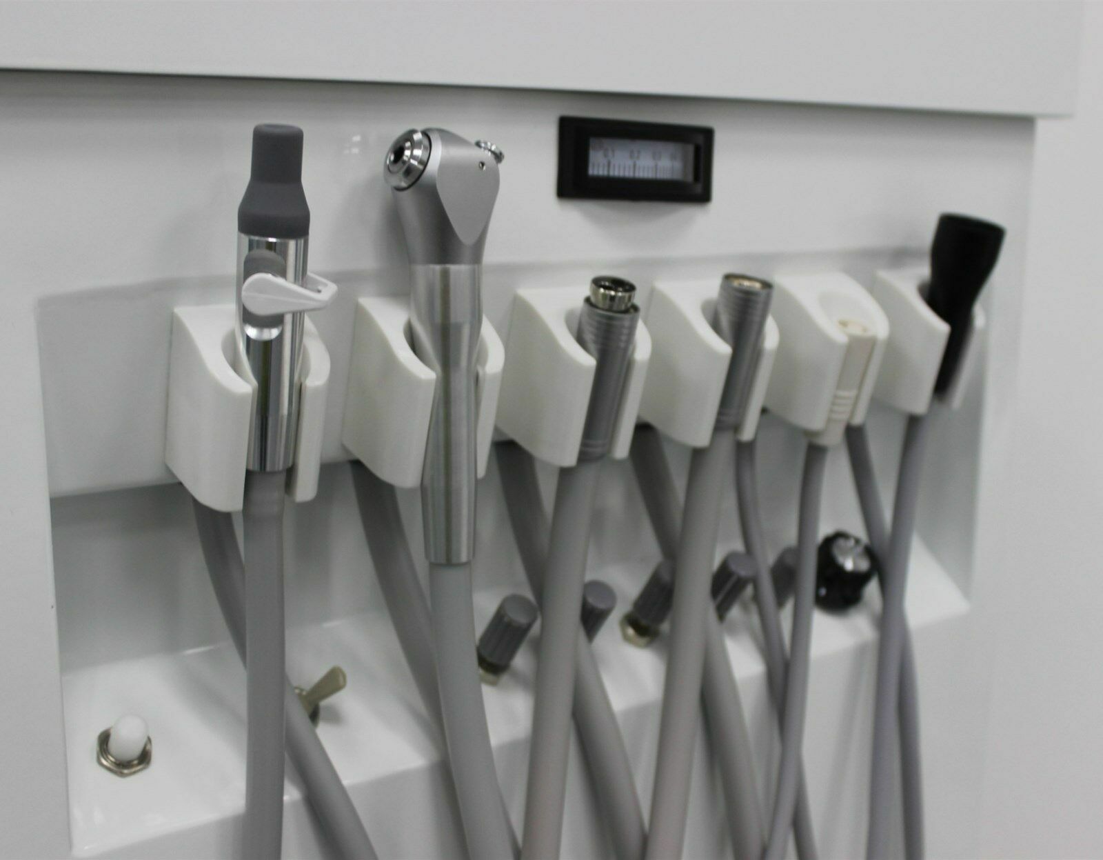 Mobile Dental Unit GU-P209 with Air Compressor LED Curing Light Scaler 4 Hole US