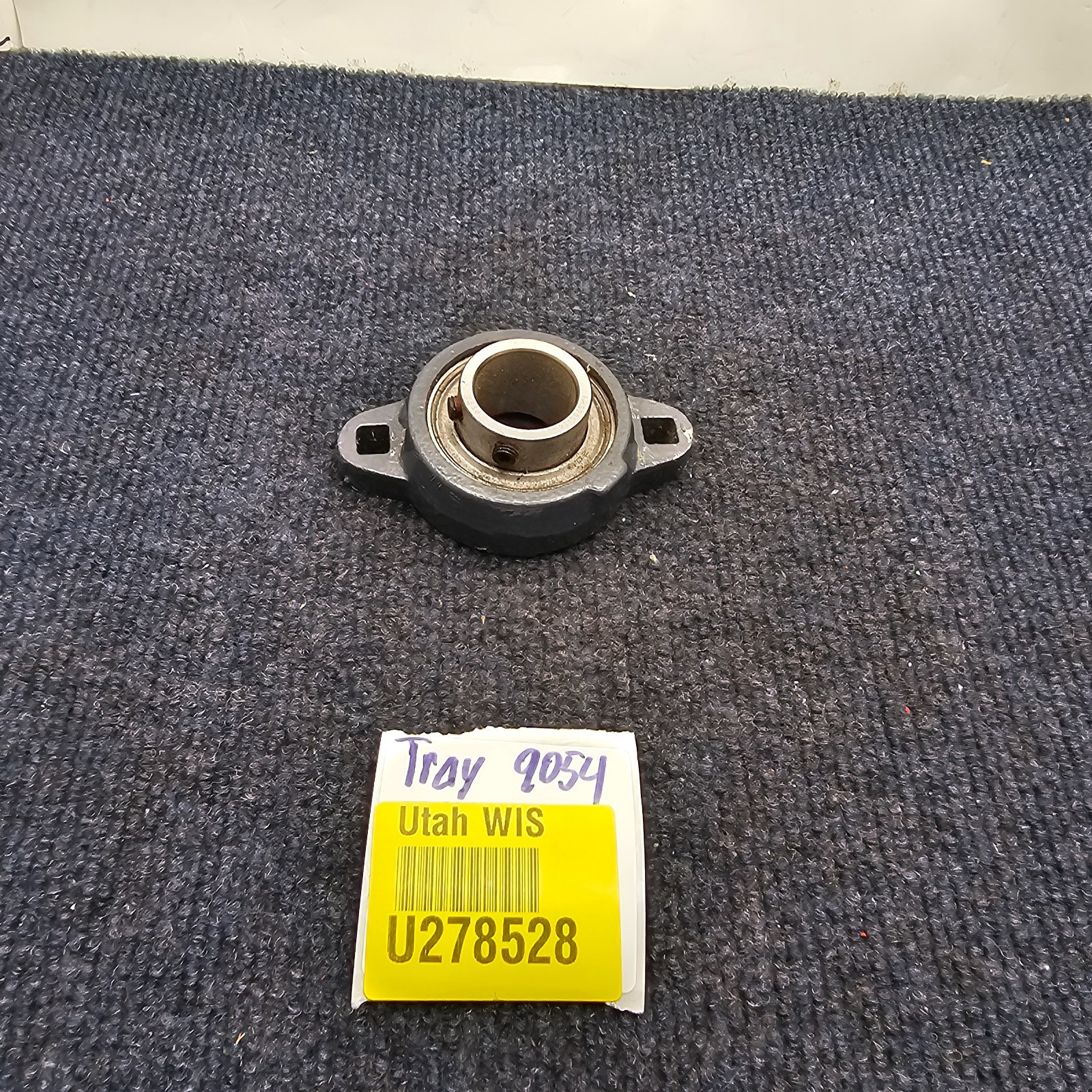 PEER FX205 2-Bolt Flange Bearing Unit 205 25mm Bore 3-1/2″ L x 2-1/2″ W Durable