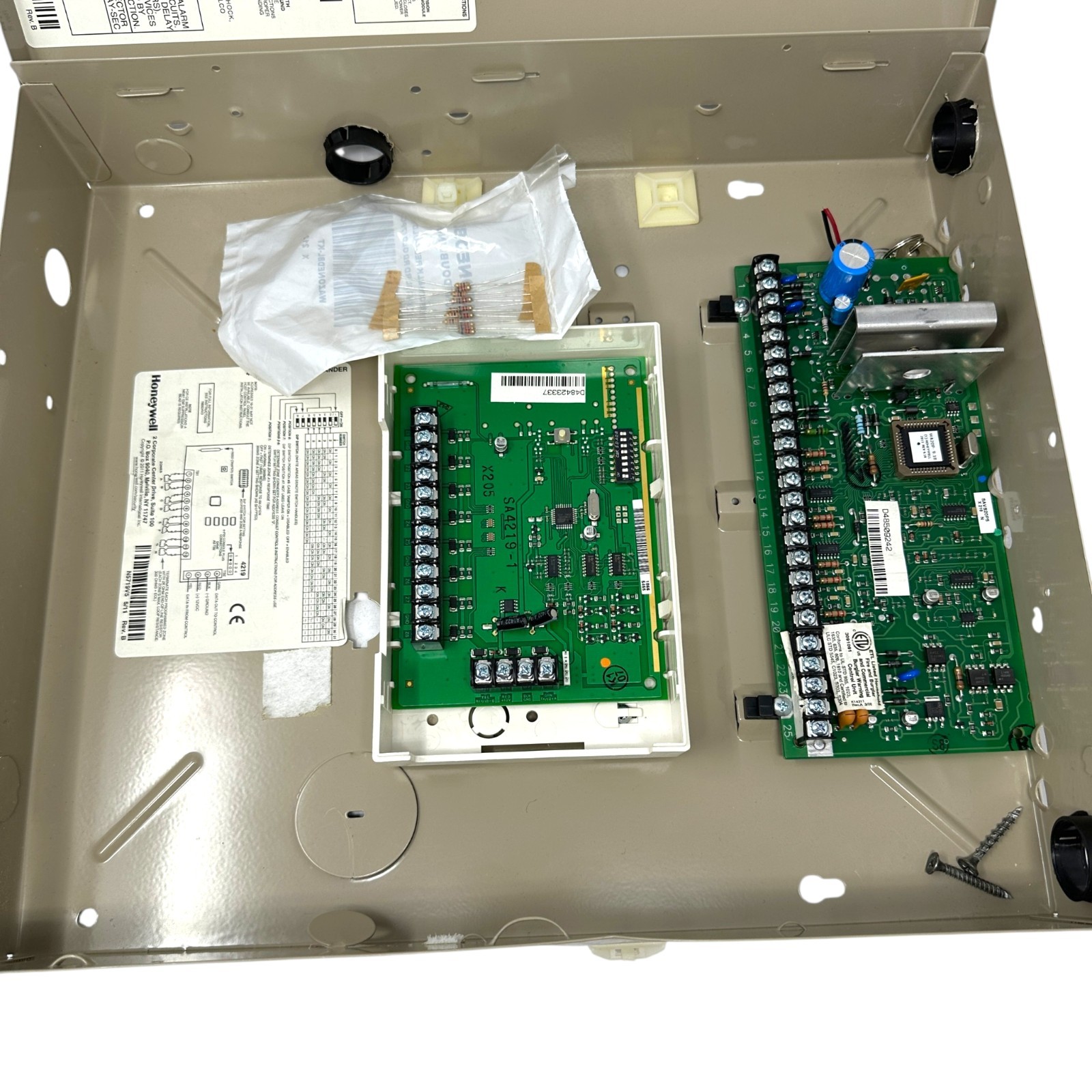 Honeywell Ademco VISTA-20P Control Panel with 4219 Zone Expander Module