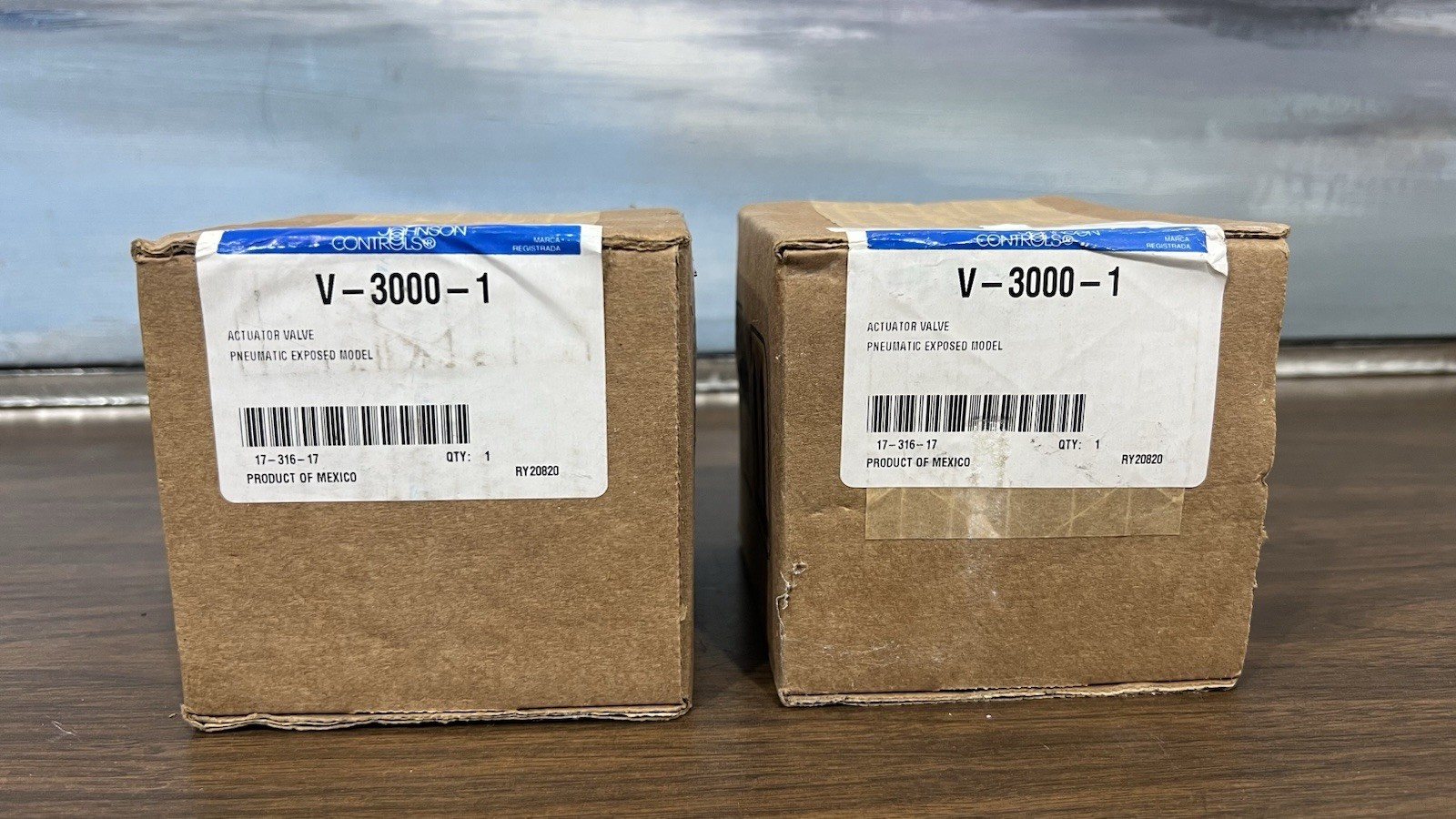 Johnson Controls V-3000-1 New Sealed ( PRICE FOR 1 UNIT ONLY )