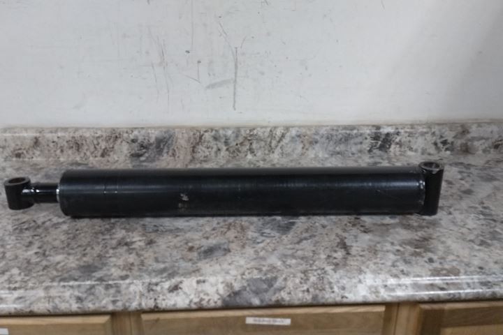 Maxim 288-357 3.5 In Bore Diameter 24 In Stroke L Welded Hydraulic Cylinder