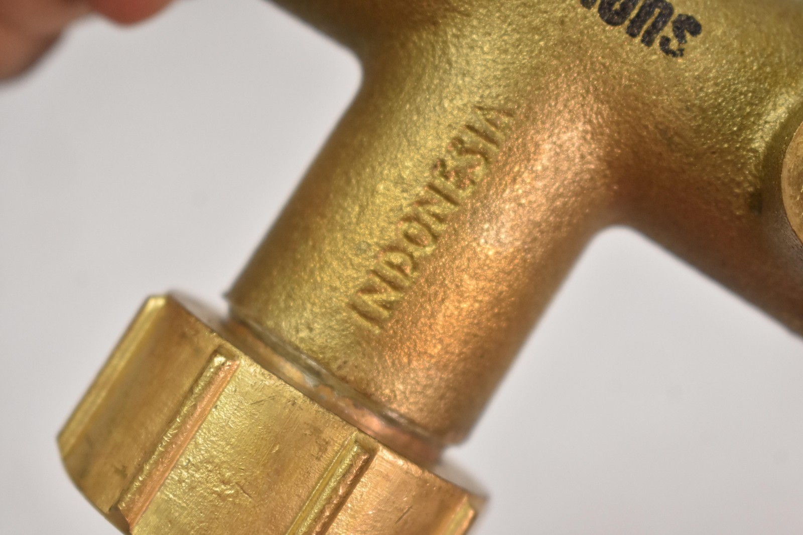 Simmons 7250LF Brass Hose Manifold Tee Pipe Fitting Made In Indonesia Lead Free