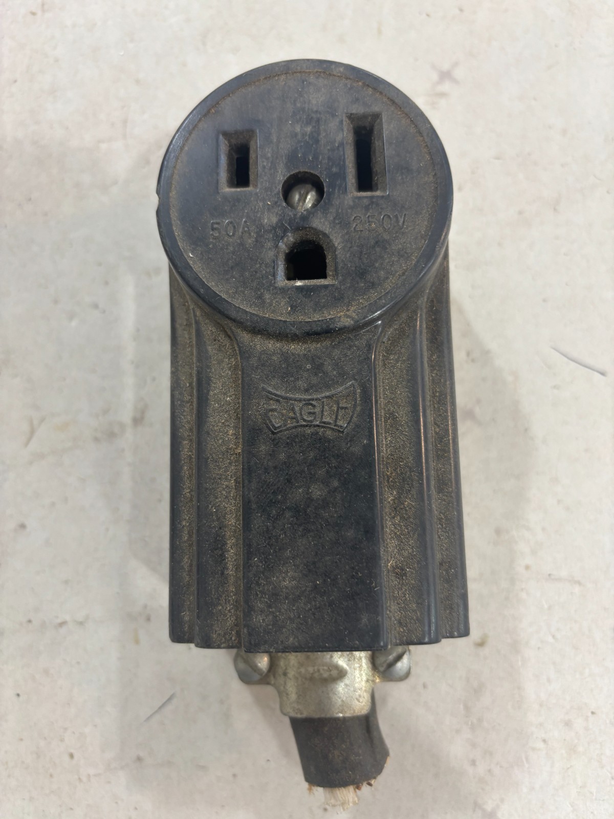 1 – Eagle 1252-BOX 3 Wire 50A 250V Nema 6-50R Surface Mount Receptacle