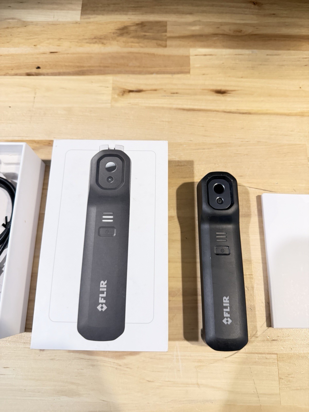 FLIR ONE EDGE PRO THERMAL IMAGING CAMERA 11002-0201 (NEW FACTORY SEALED)