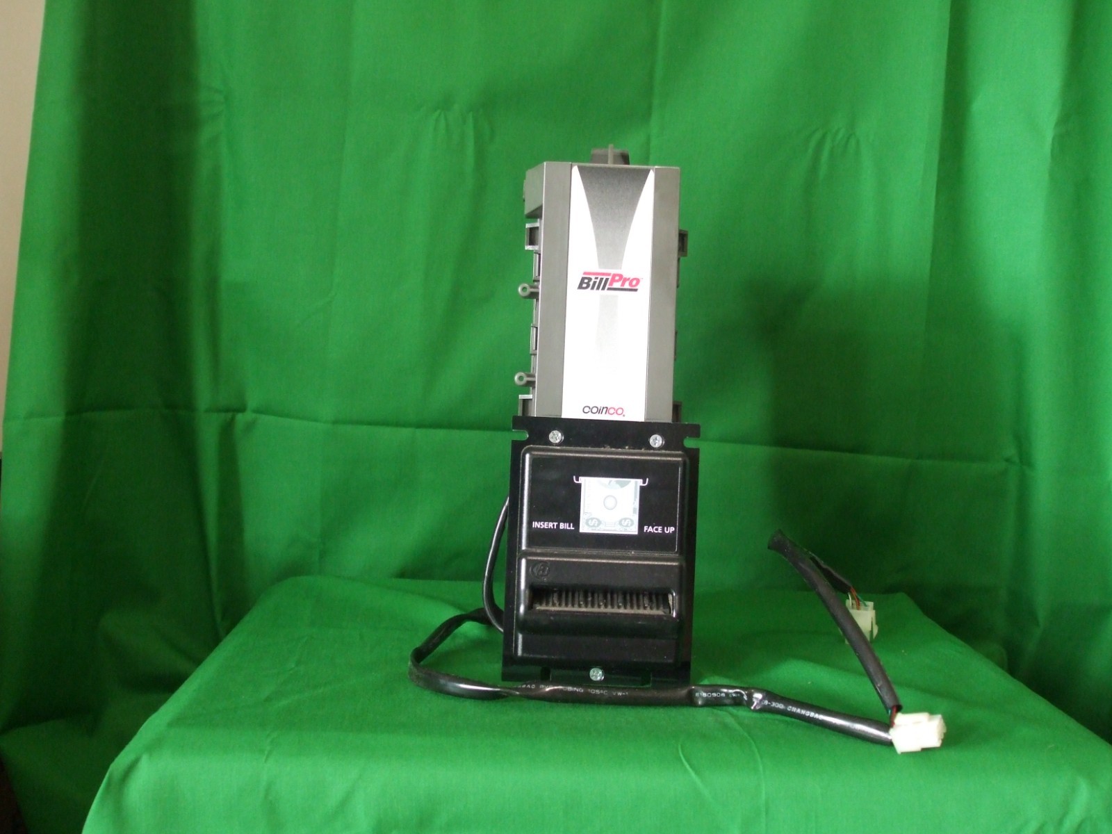Coinco/Billpro bill acceptor BP4SX3 34V