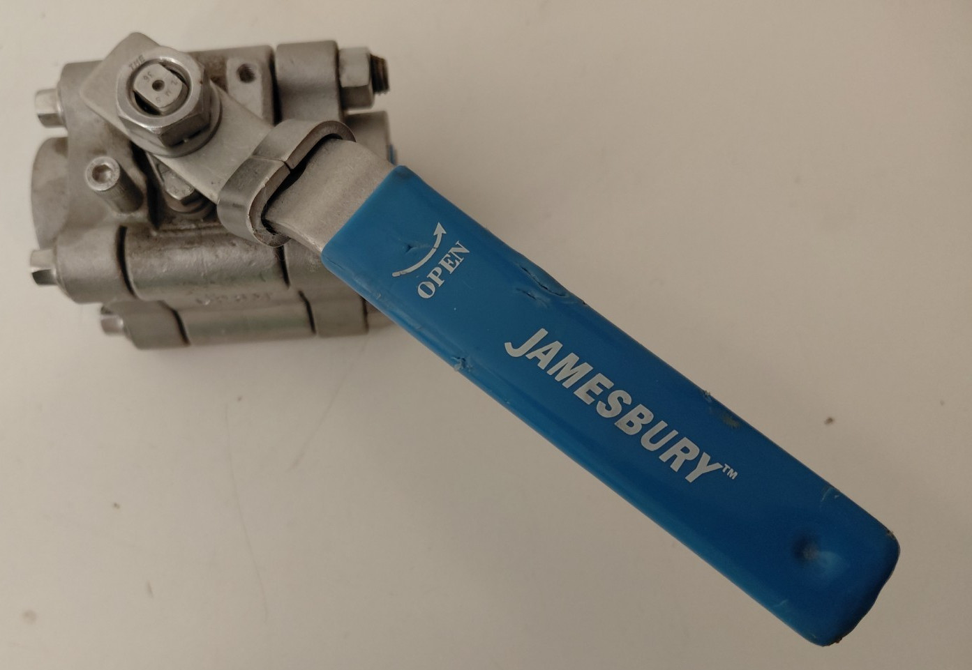 Jamesbury 4BBTG3600XT2 3/4 Inch Ball Valve CF8M, CL800, 0838K
