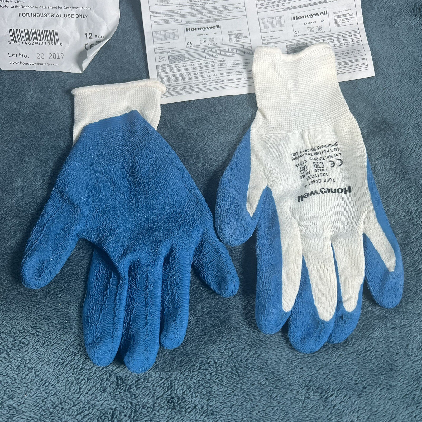 Honeywell Tuff Coat Gloves 12 Pairs Cut And Water Resistant
