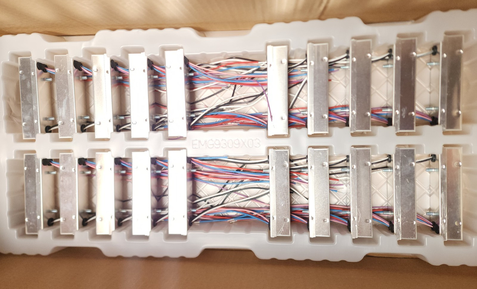 Dimmable LED Driver, PHB30W-0500-42-S, 28-42V , 300mA, 21W, Constant Current