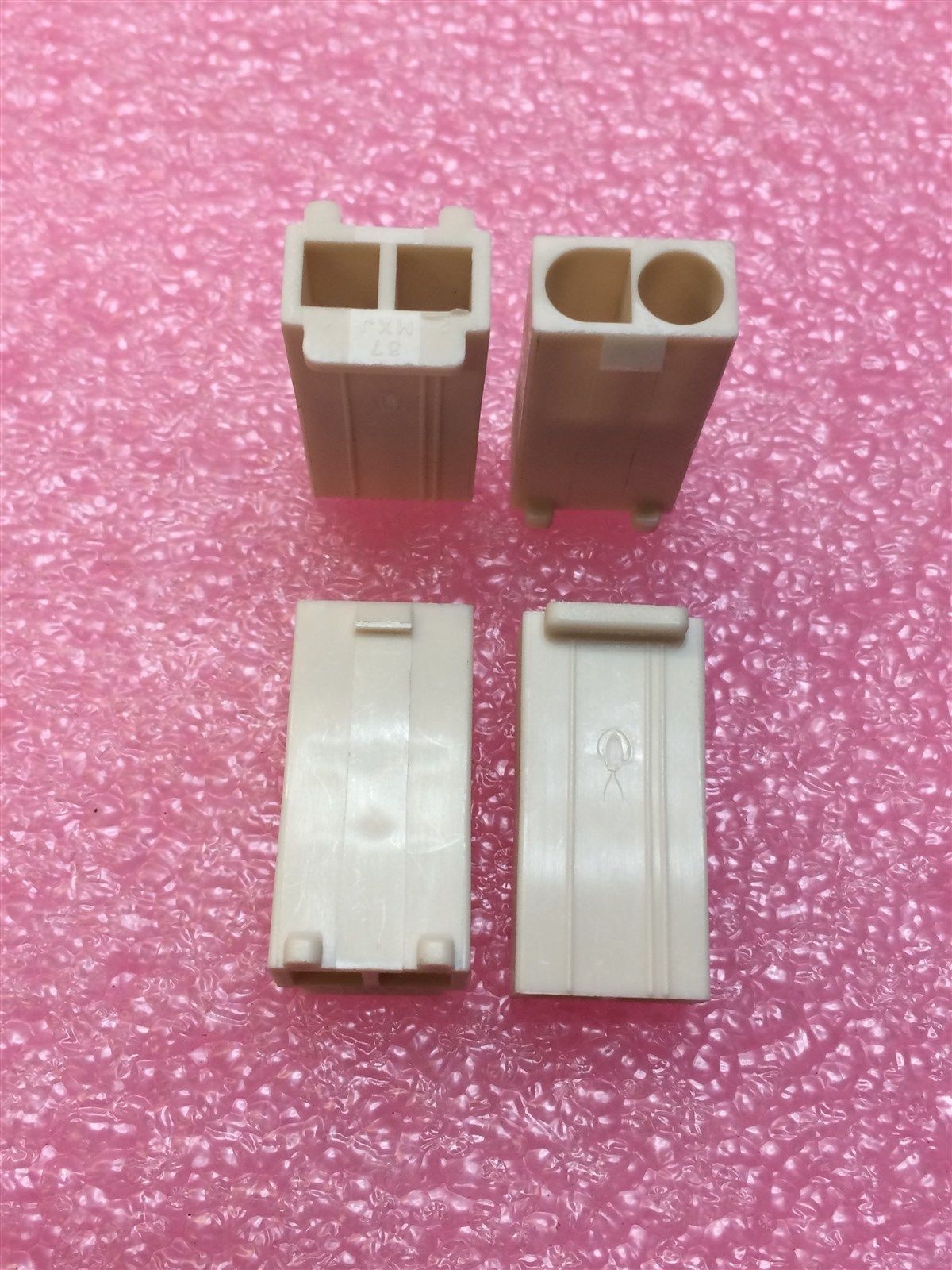 19-09-2026 MOLEX .093 NYLON HOUSING 20 PIECES