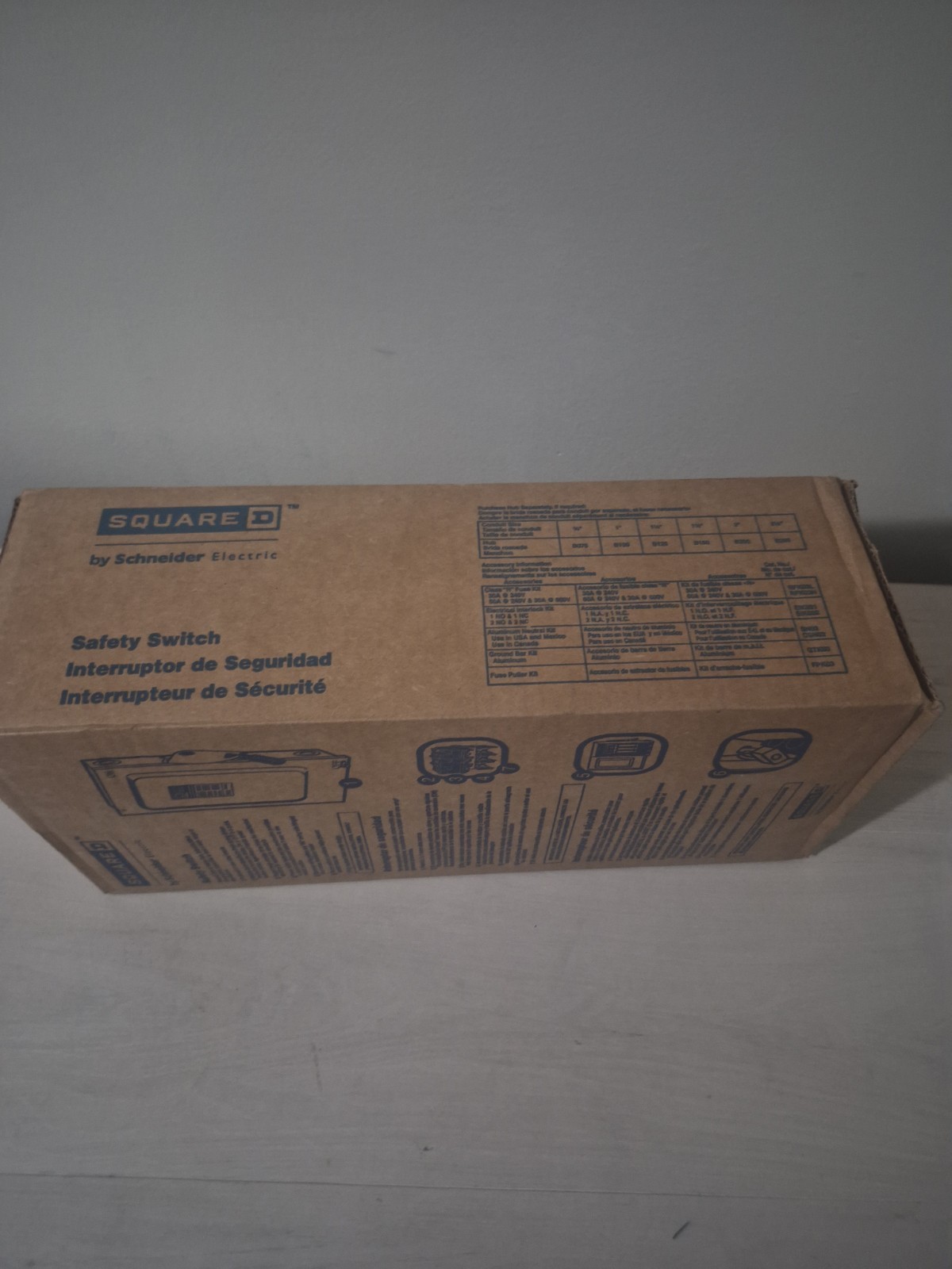 Square D H322N 3 Pole 60A 240V Safety Switch NEMA 1 Fusible Disconnect NEW