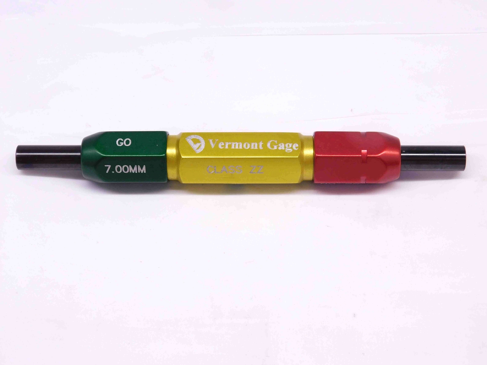 7.000 & 7.150 CLASS ZZ METRIC PIN PLUG GAGE GO NO GO ONSIZE 7 mm .2815 7.00 7.15